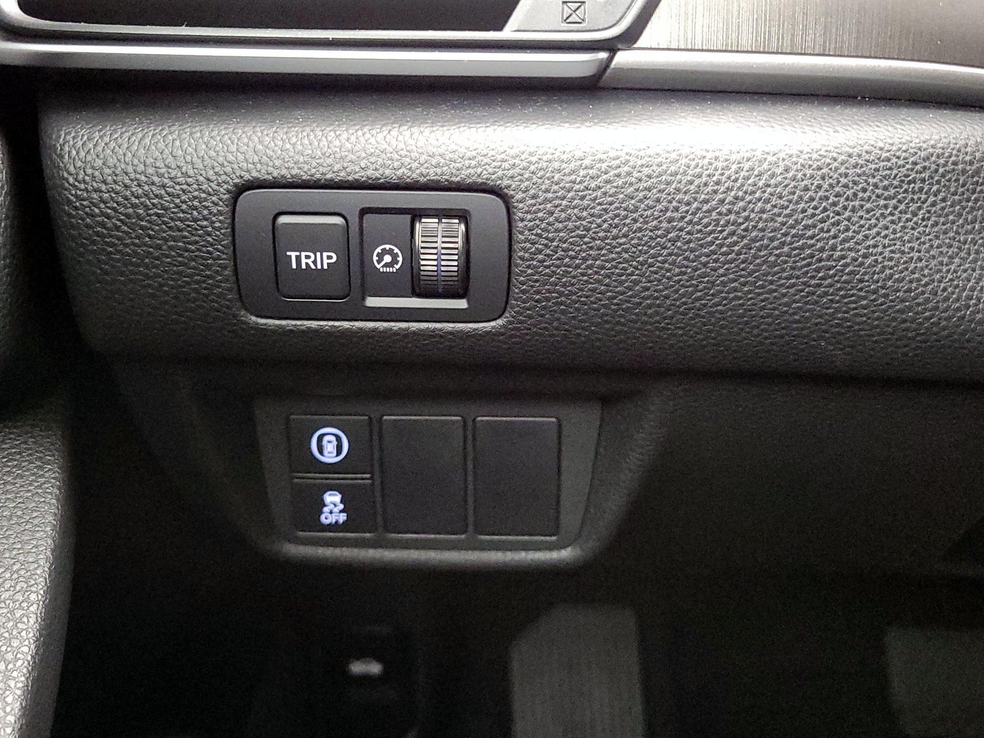 Thumbnail: 2018 Honda Accord - 13