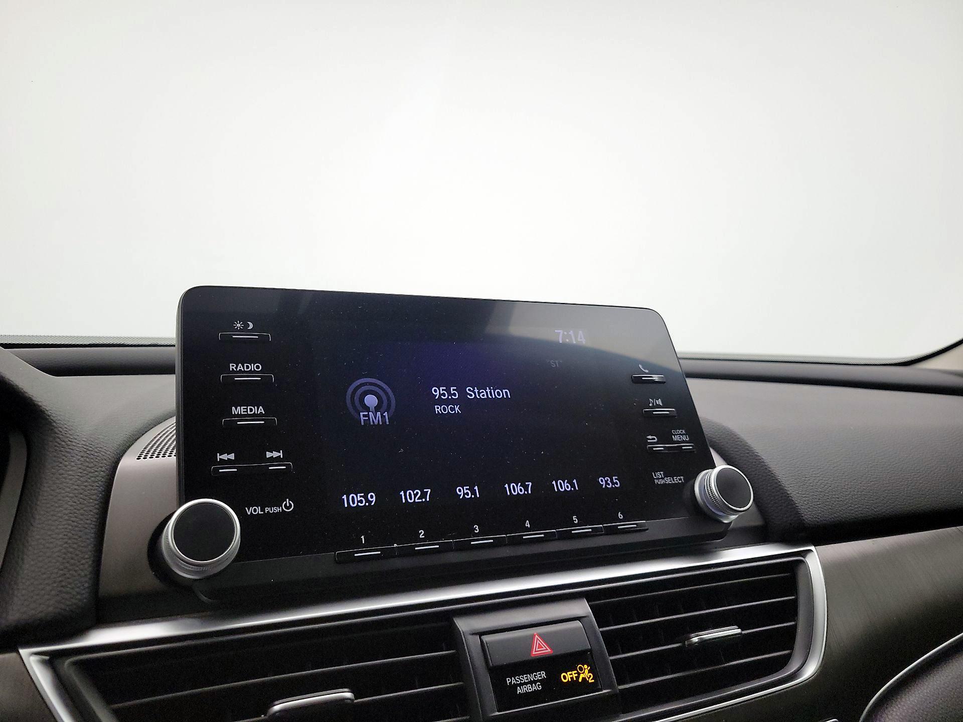 Thumbnail: 2018 Honda Accord - 15