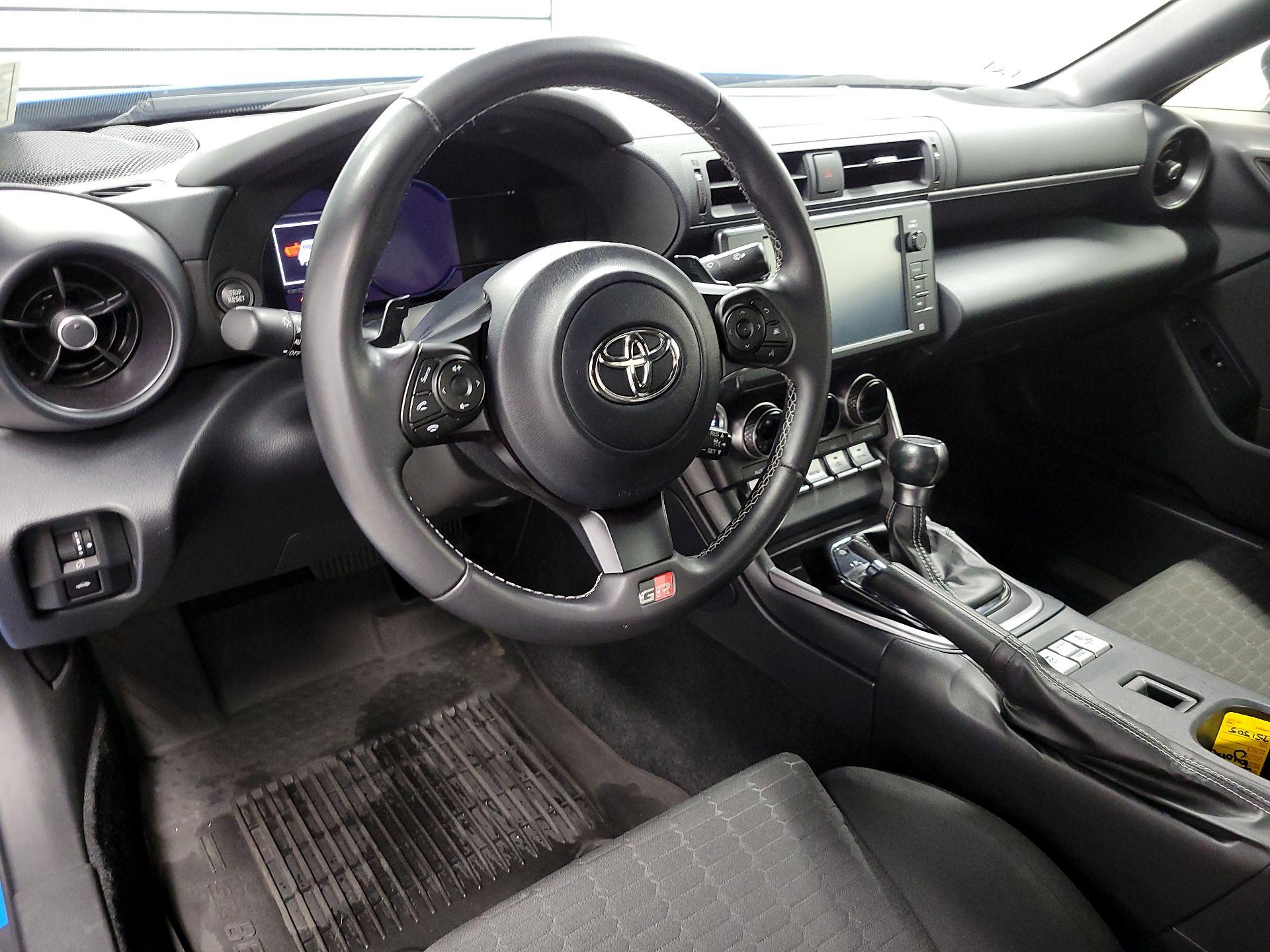 Thumbnail: 2023 Toyota GR86 - 9