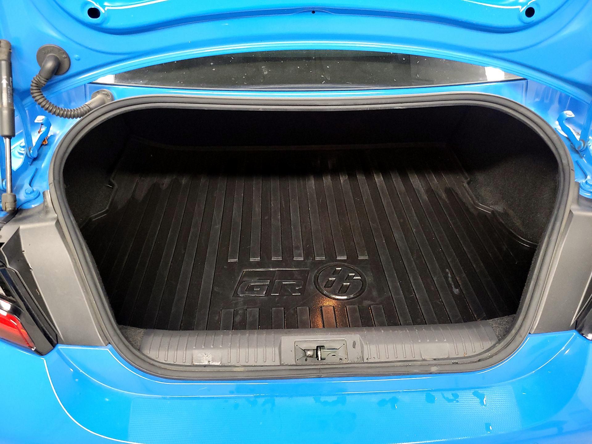 Thumbnail: 2023 Toyota GR86 - 19