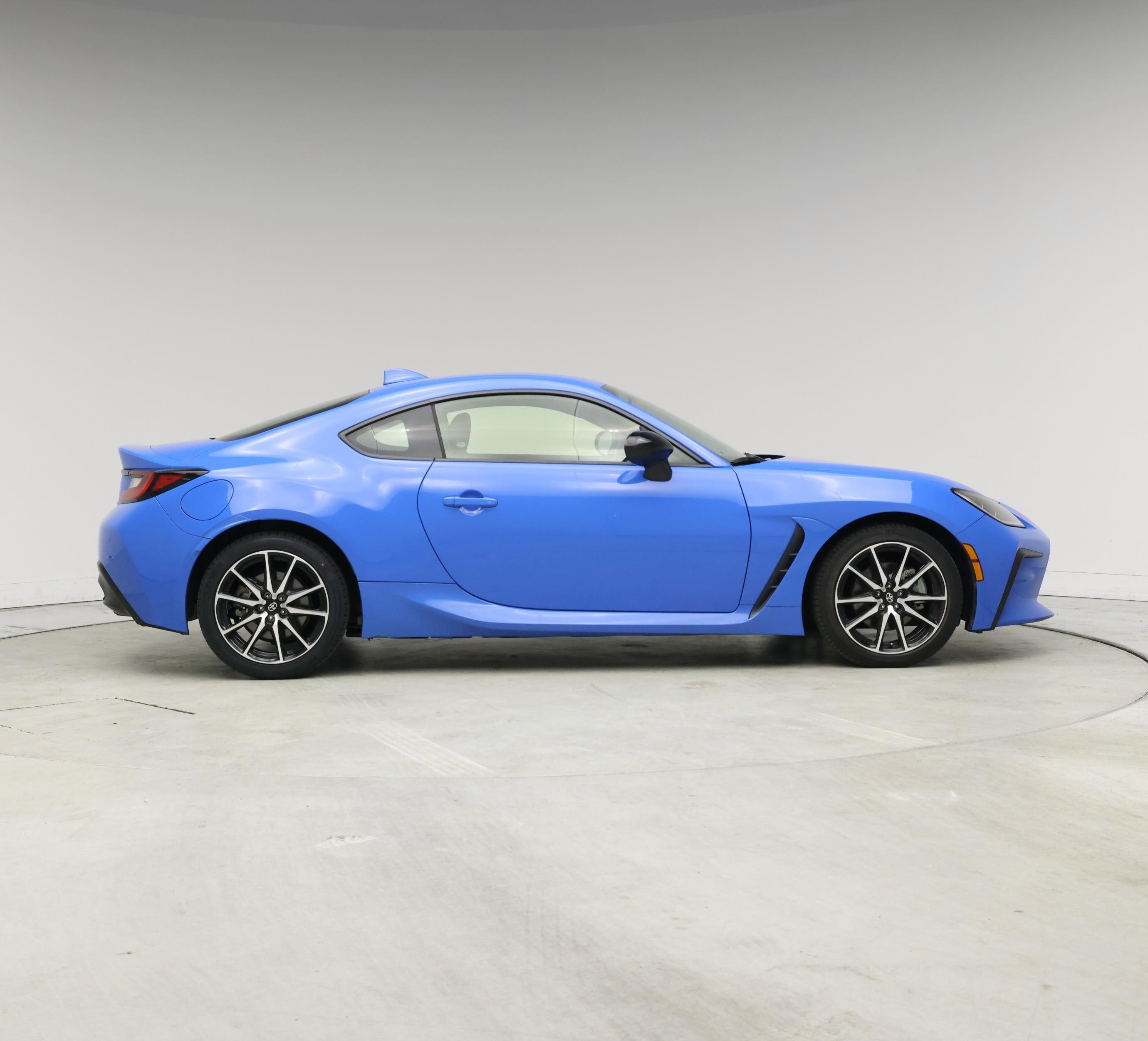 Thumbnail: 2023 Toyota GR86 - 7