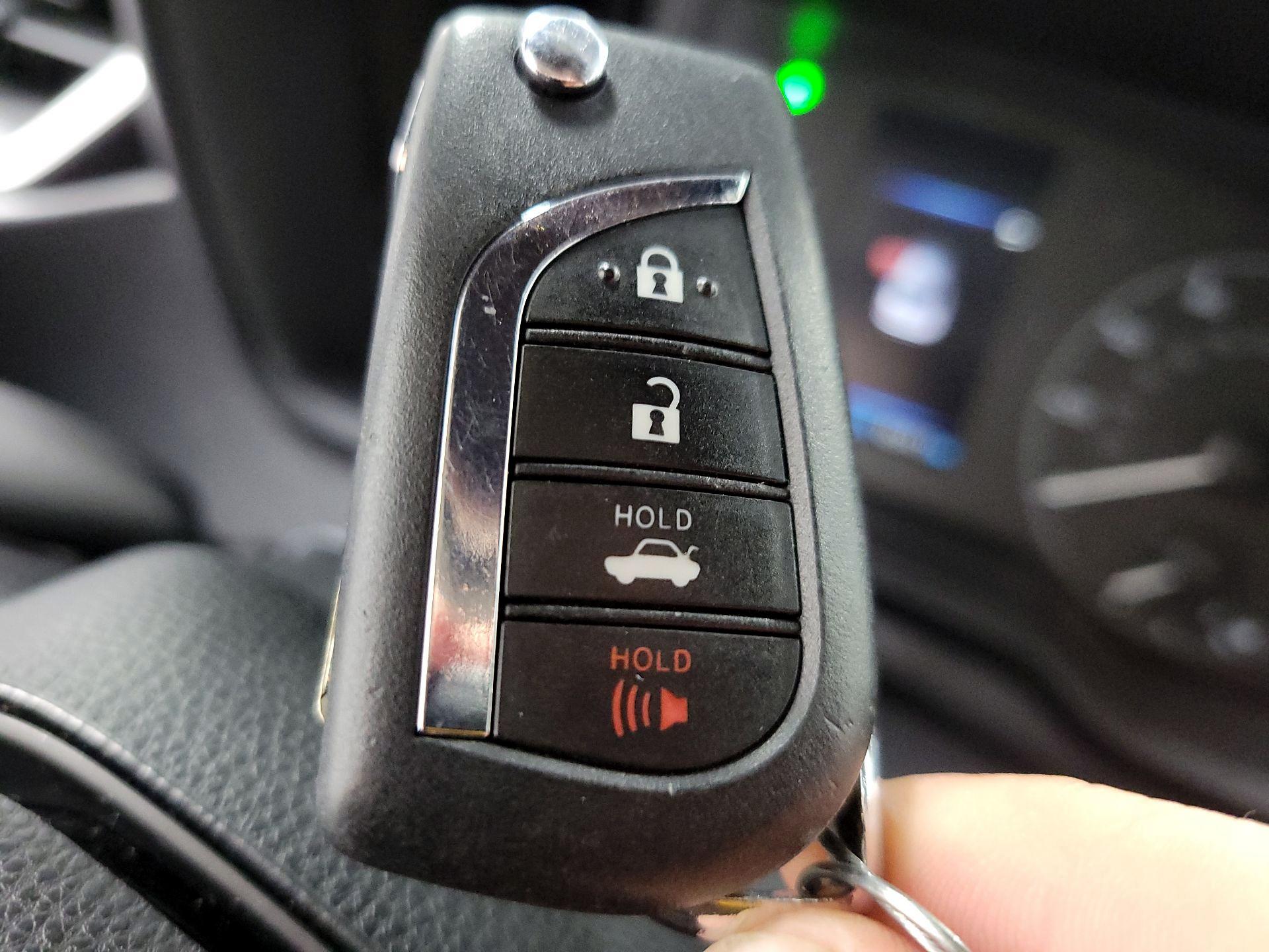 Thumbnail: 2023 Toyota Corolla - 20