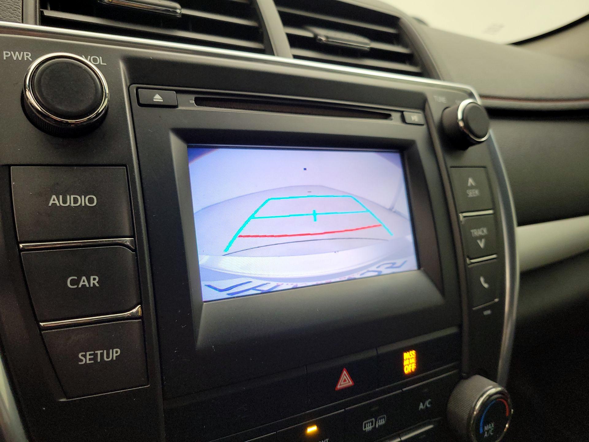 Thumbnail: 2015 Toyota Camry - 13