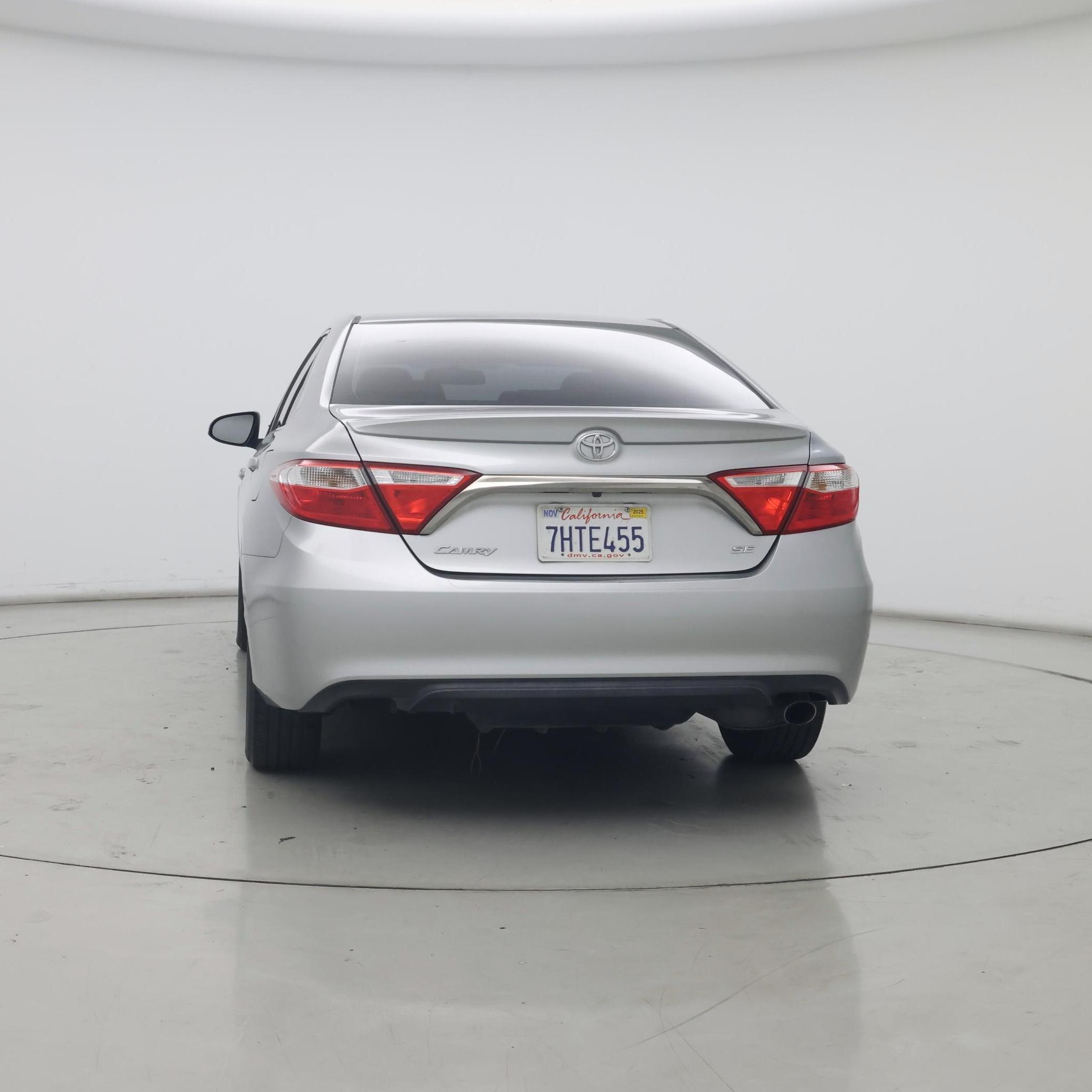 Thumbnail: 2015 Toyota Camry - 6