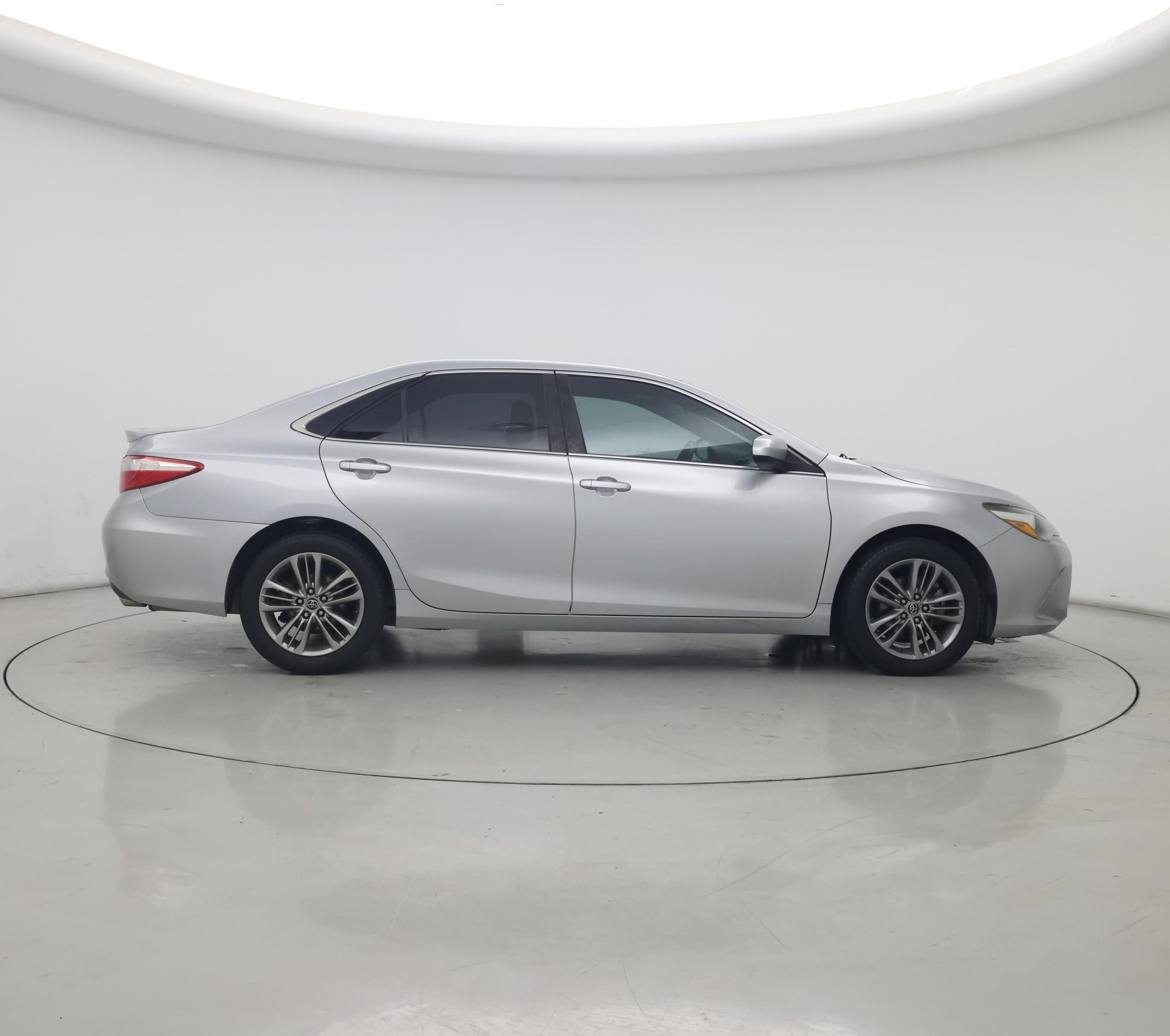 Thumbnail: 2015 Toyota Camry - 7