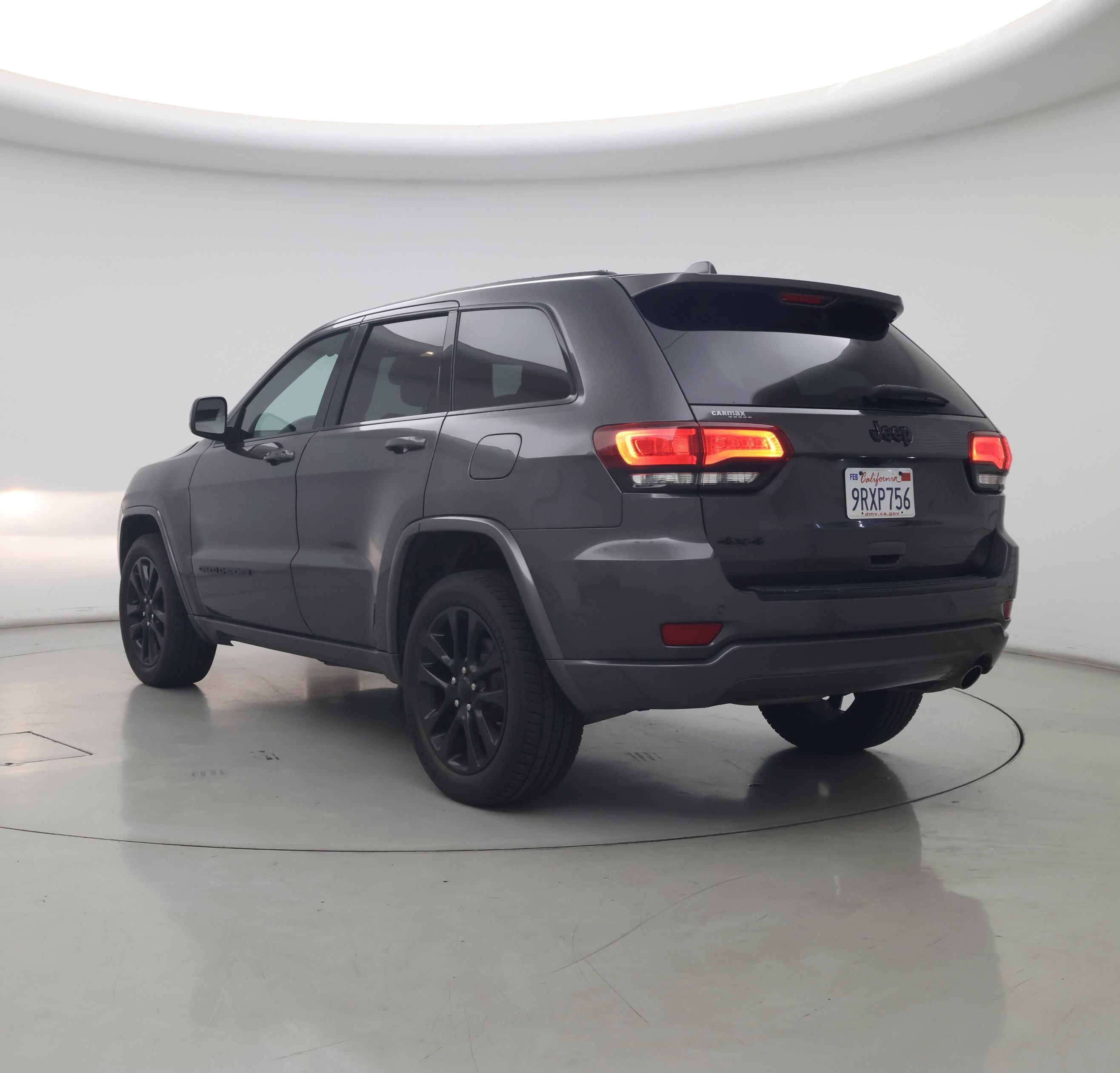 Thumbnail: 2018 Jeep Grand Cherokee - 2