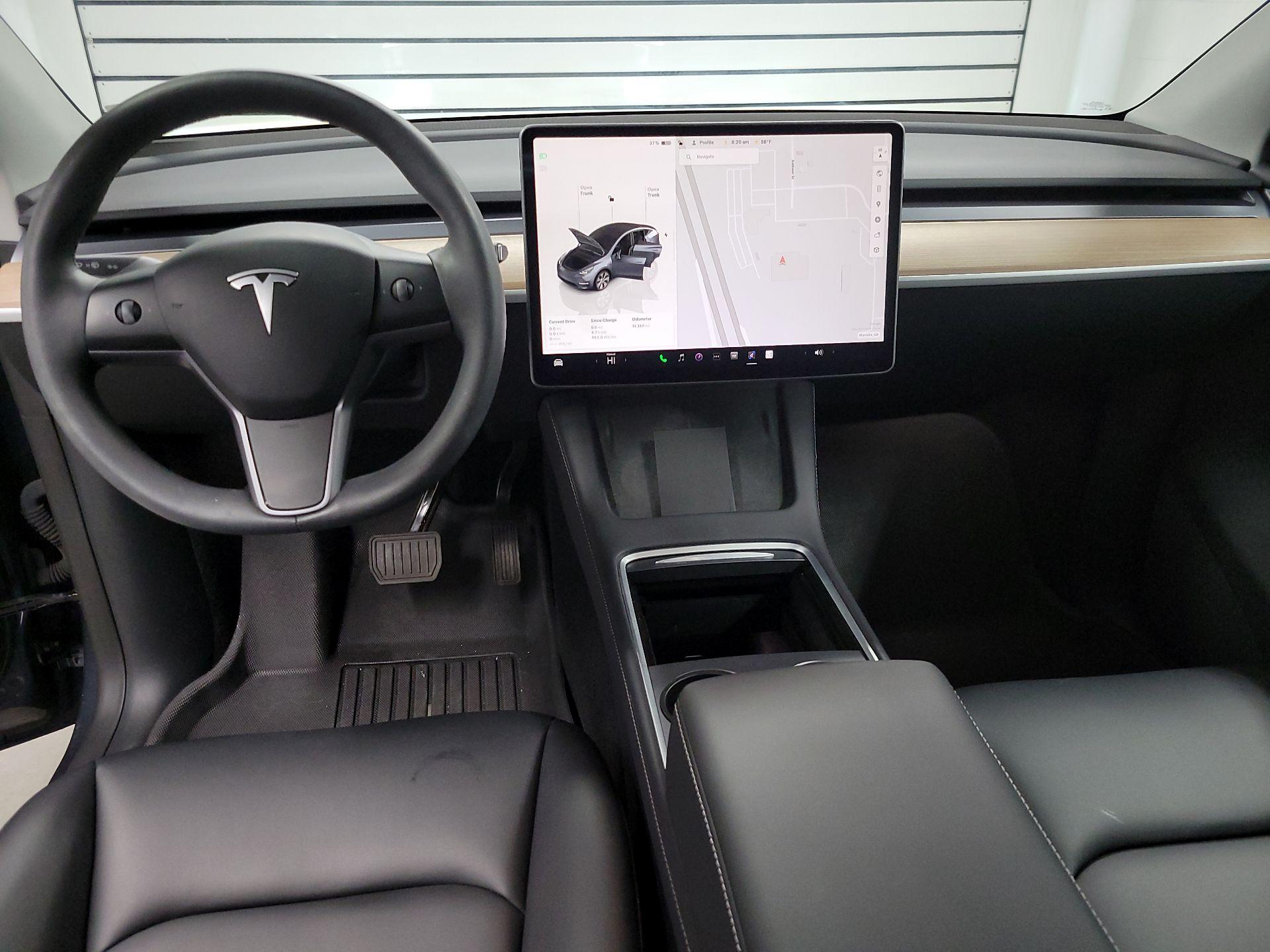 Thumbnail: 2023 Tesla Model Y - 9