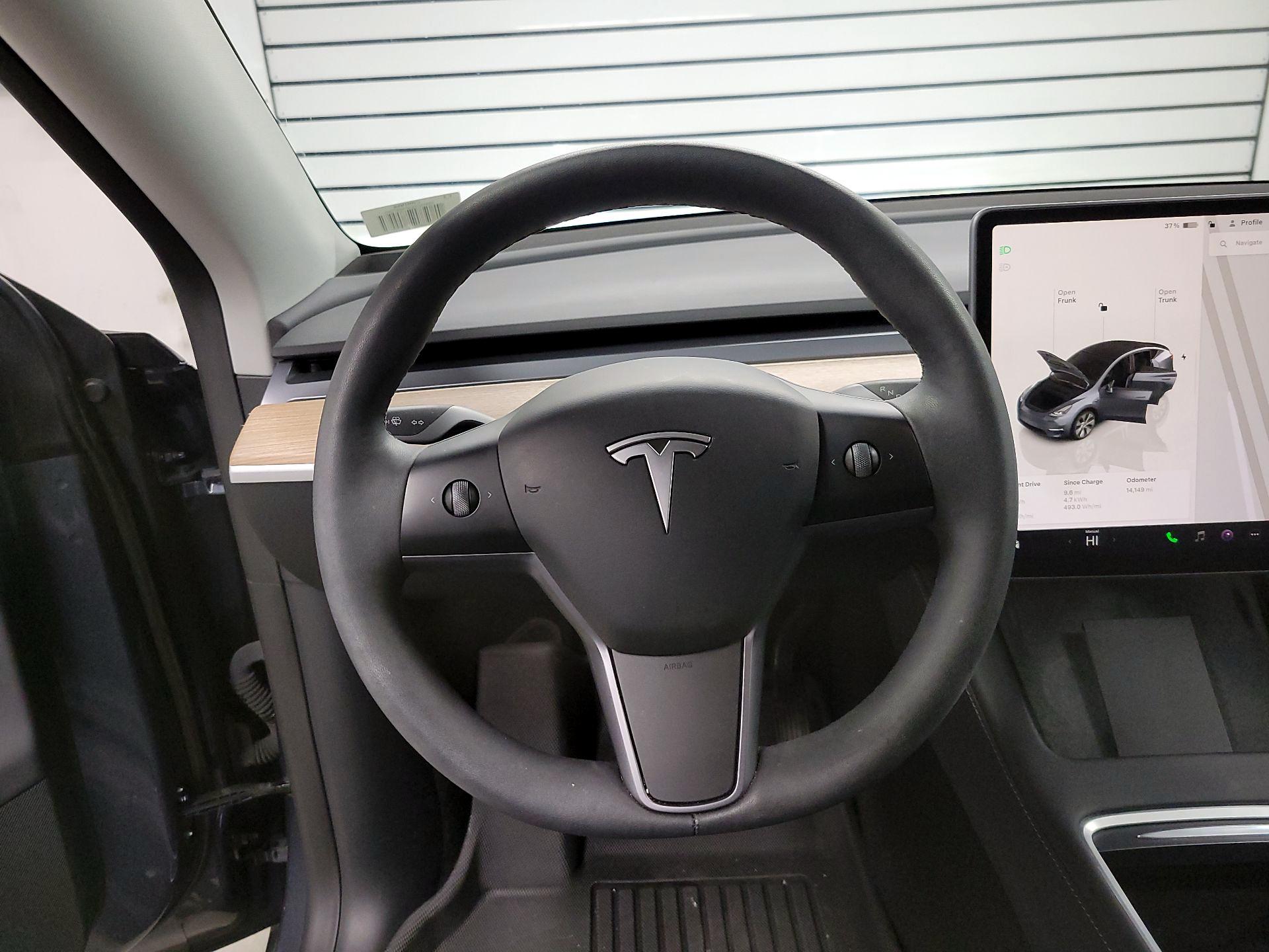 Thumbnail: 2023 Tesla Model Y - 10