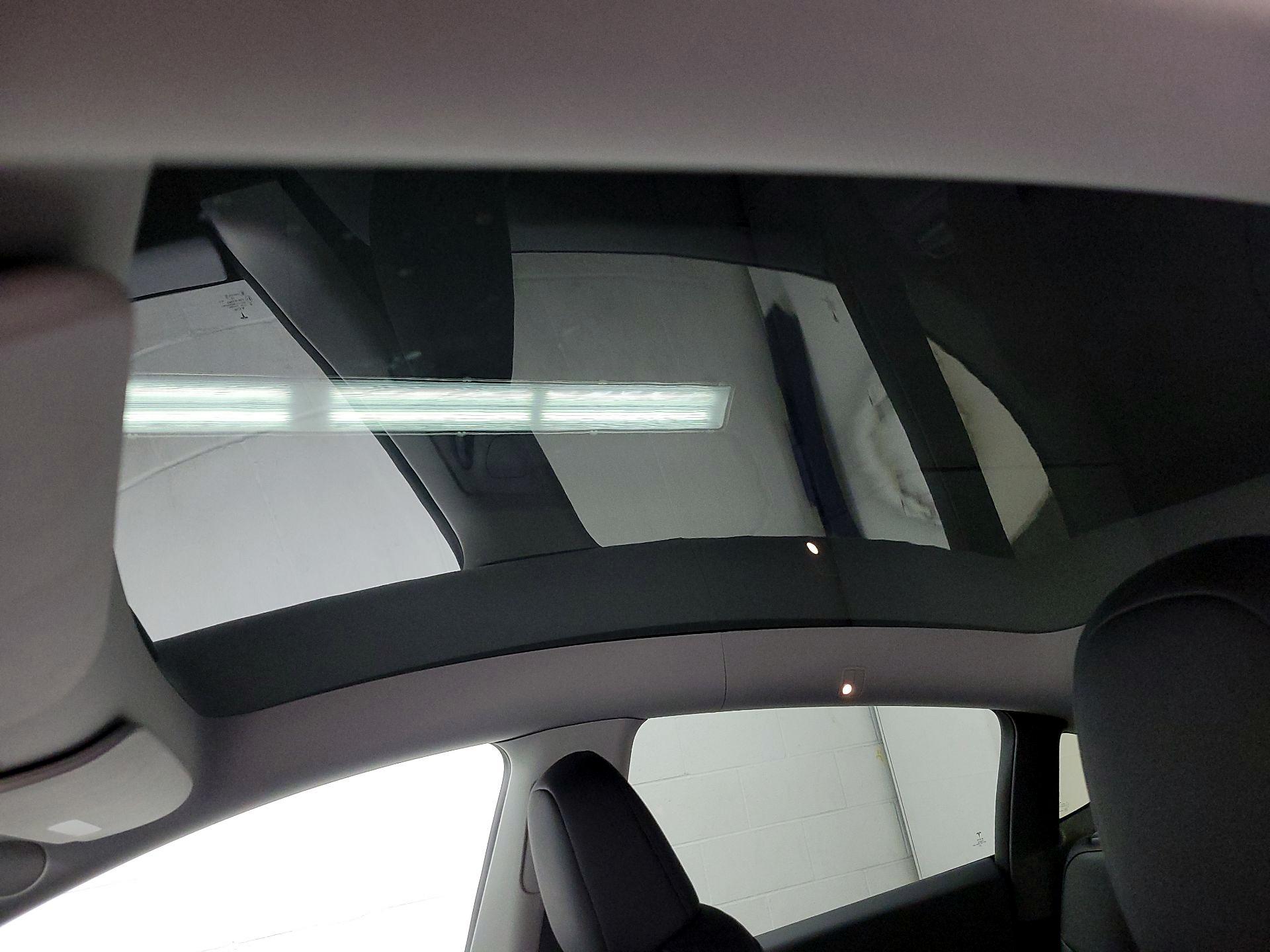 Thumbnail: 2023 Tesla Model Y - 18