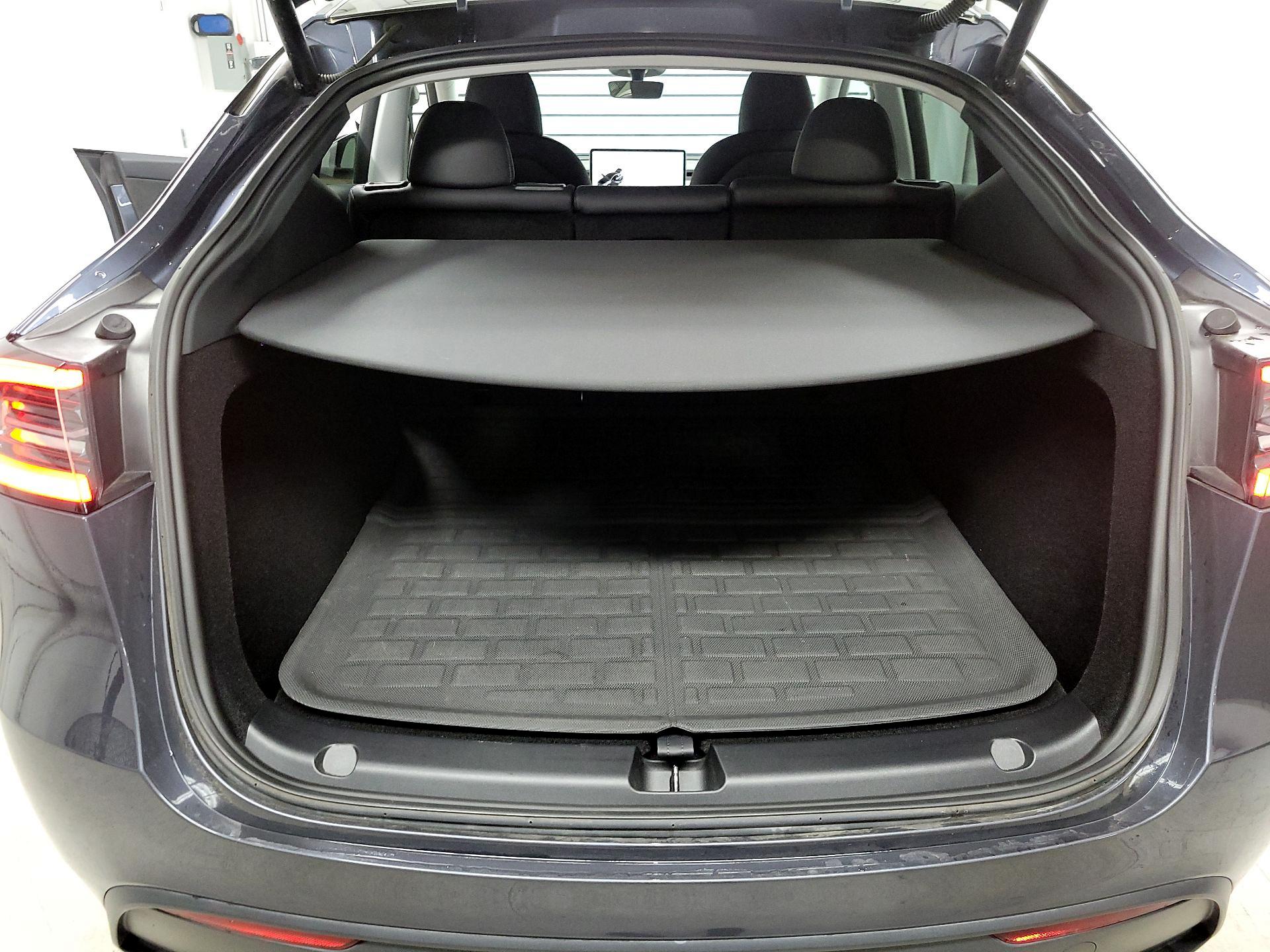 Thumbnail: 2023 Tesla Model Y - 20