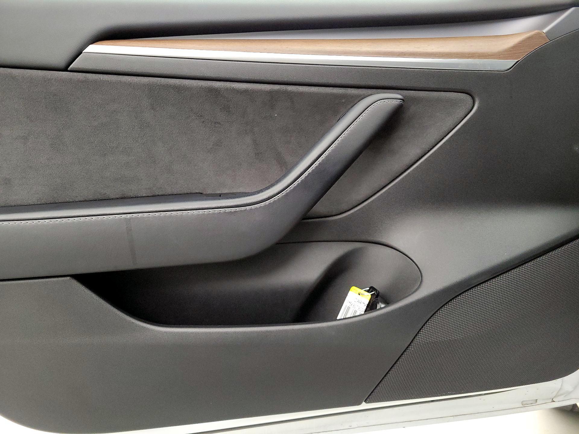 Thumbnail: 2023 Tesla Model 3 - 12