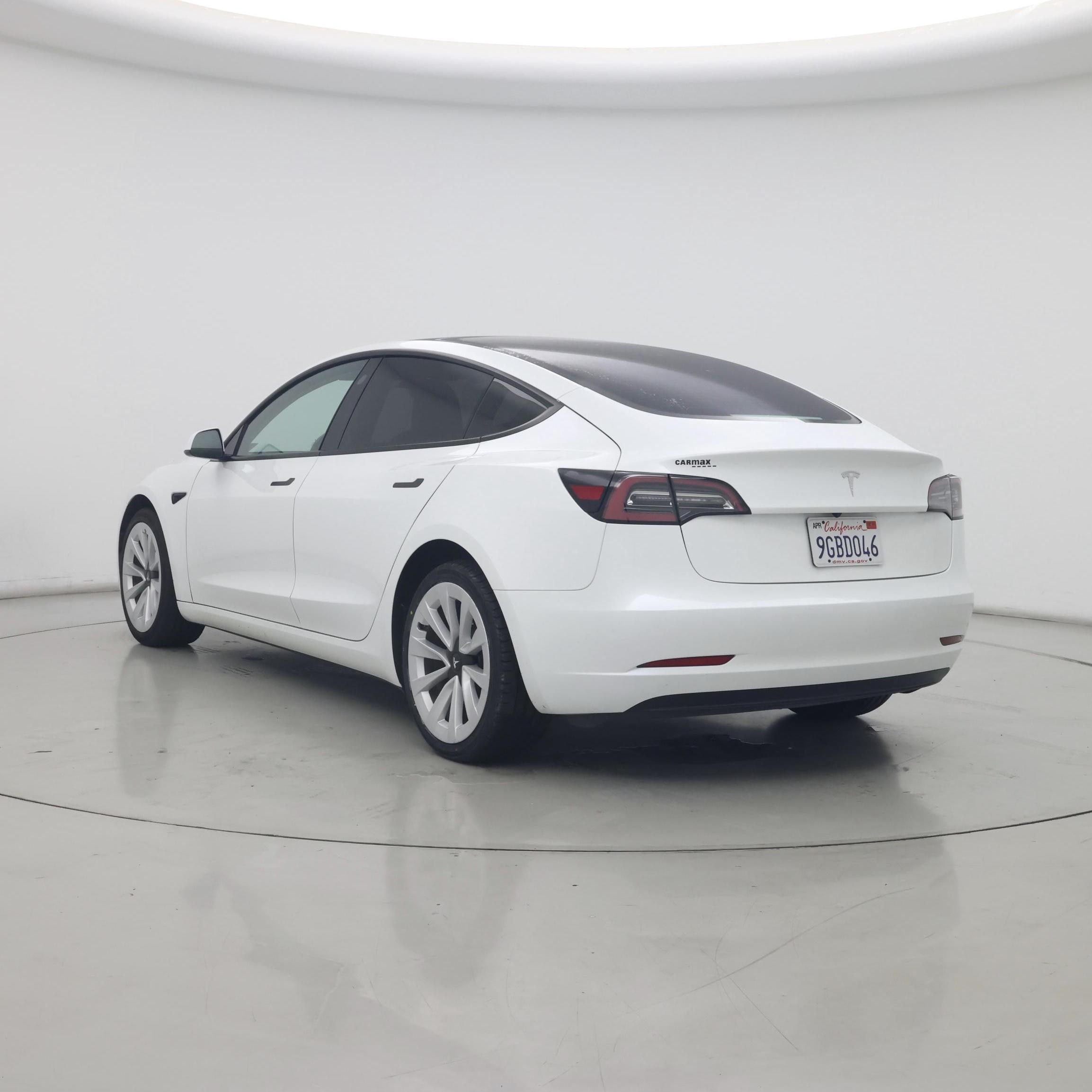 Thumbnail: 2023 Tesla Model 3 - 2