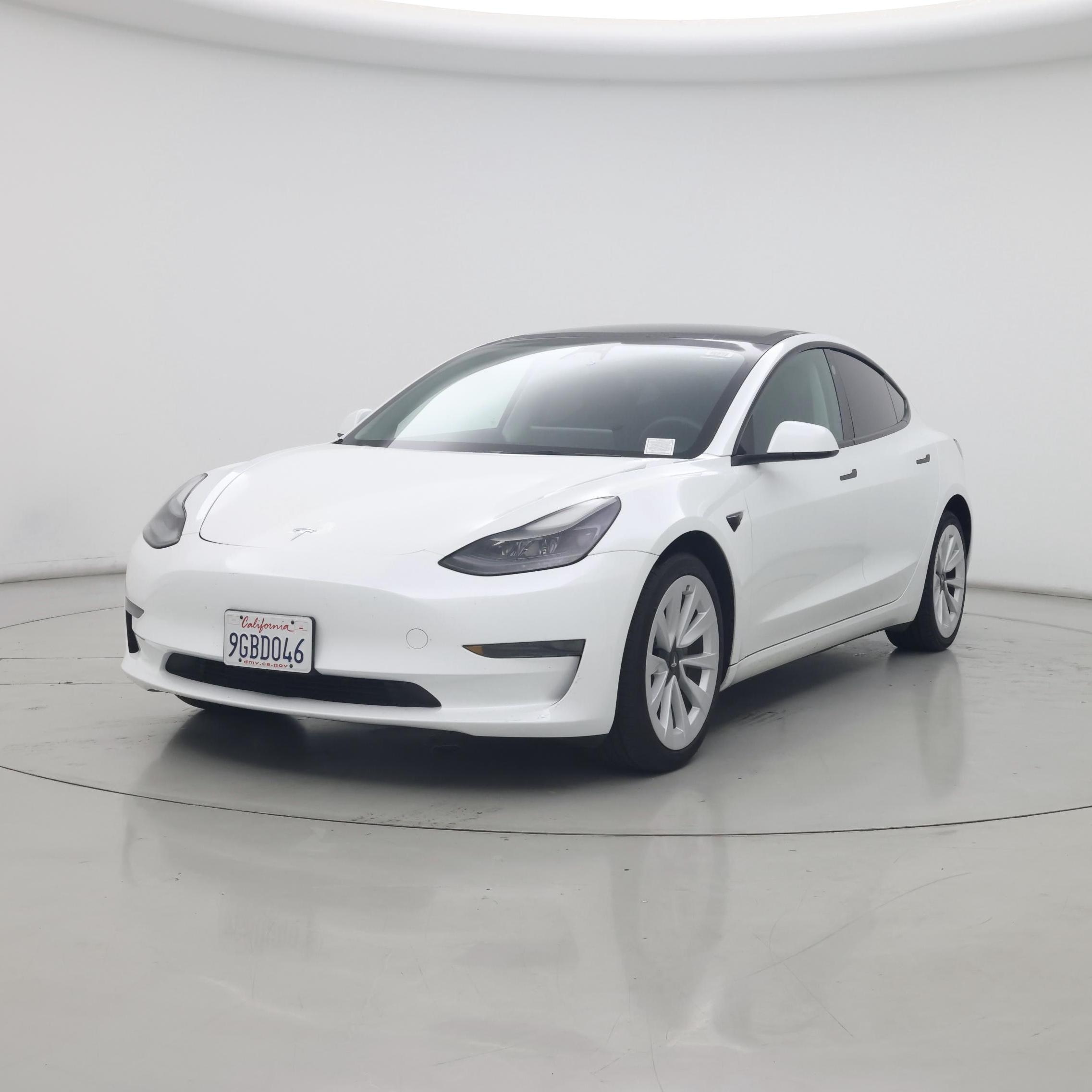 Thumbnail: 2023 Tesla Model 3 - 4