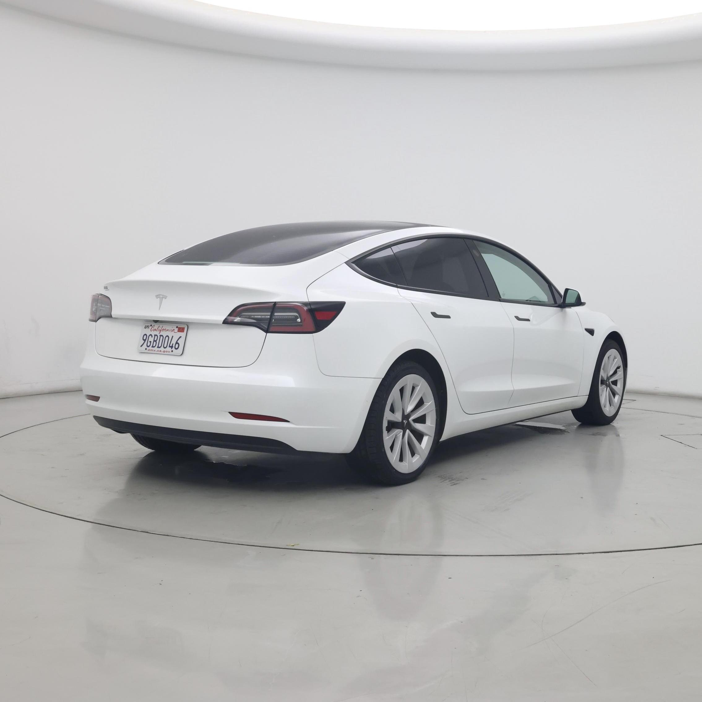 Thumbnail: 2023 Tesla Model 3 - 8