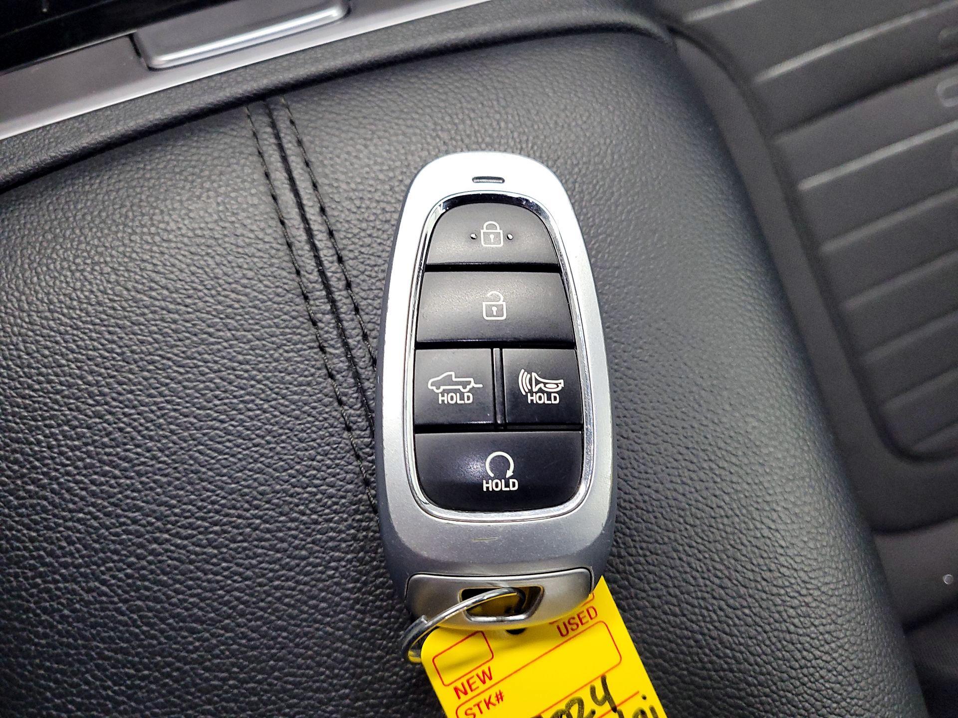 Thumbnail: 2024 Hyundai Santa Cruz - 19