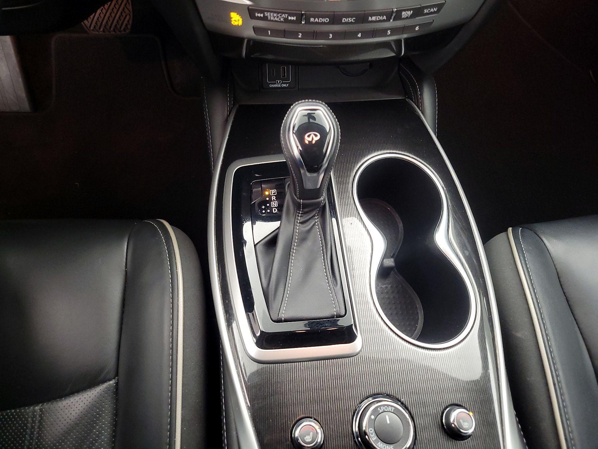 Thumbnail: 2019 INFINITI QX60 - 18