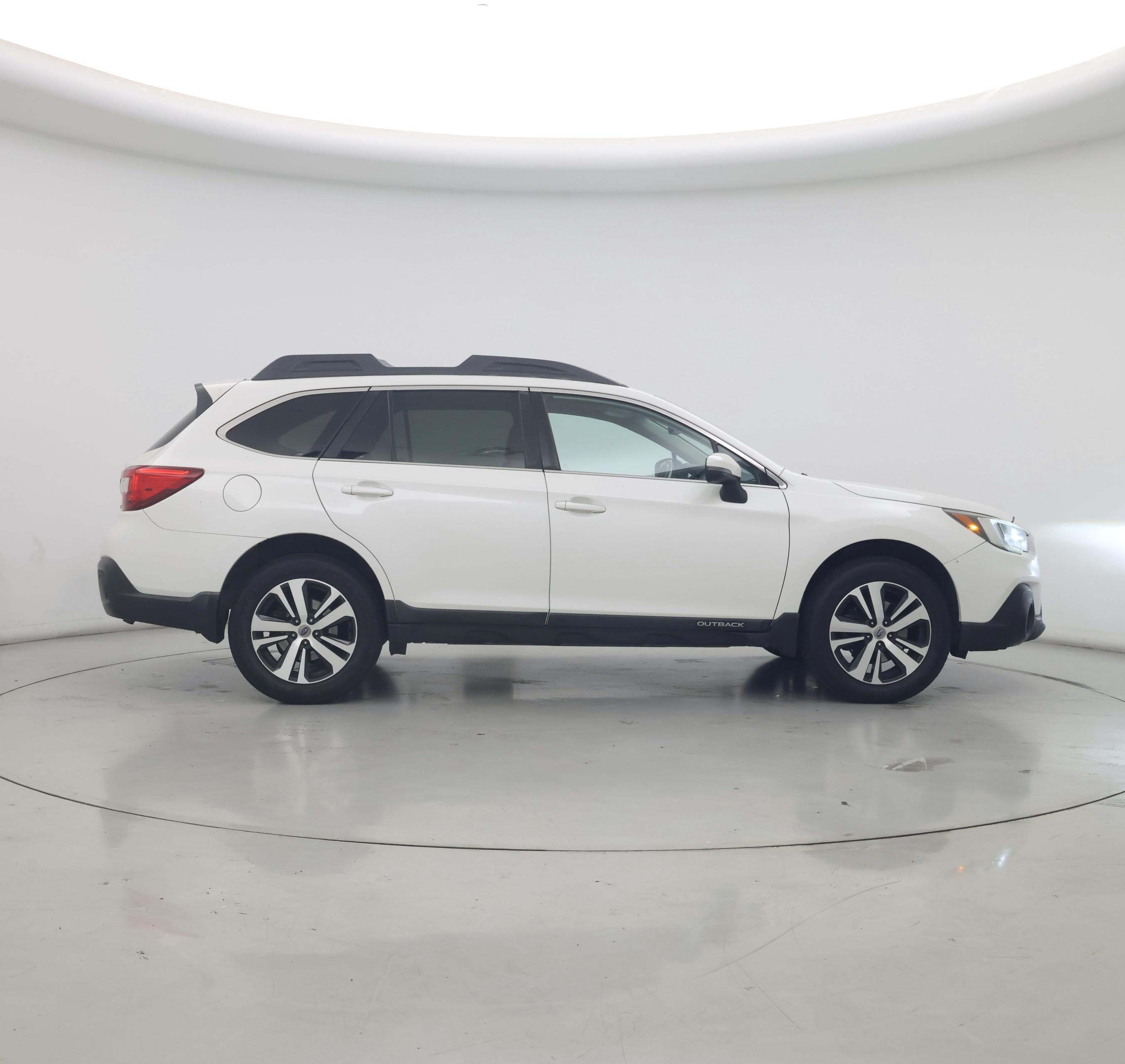 Thumbnail: 2018 Subaru Outback - 7