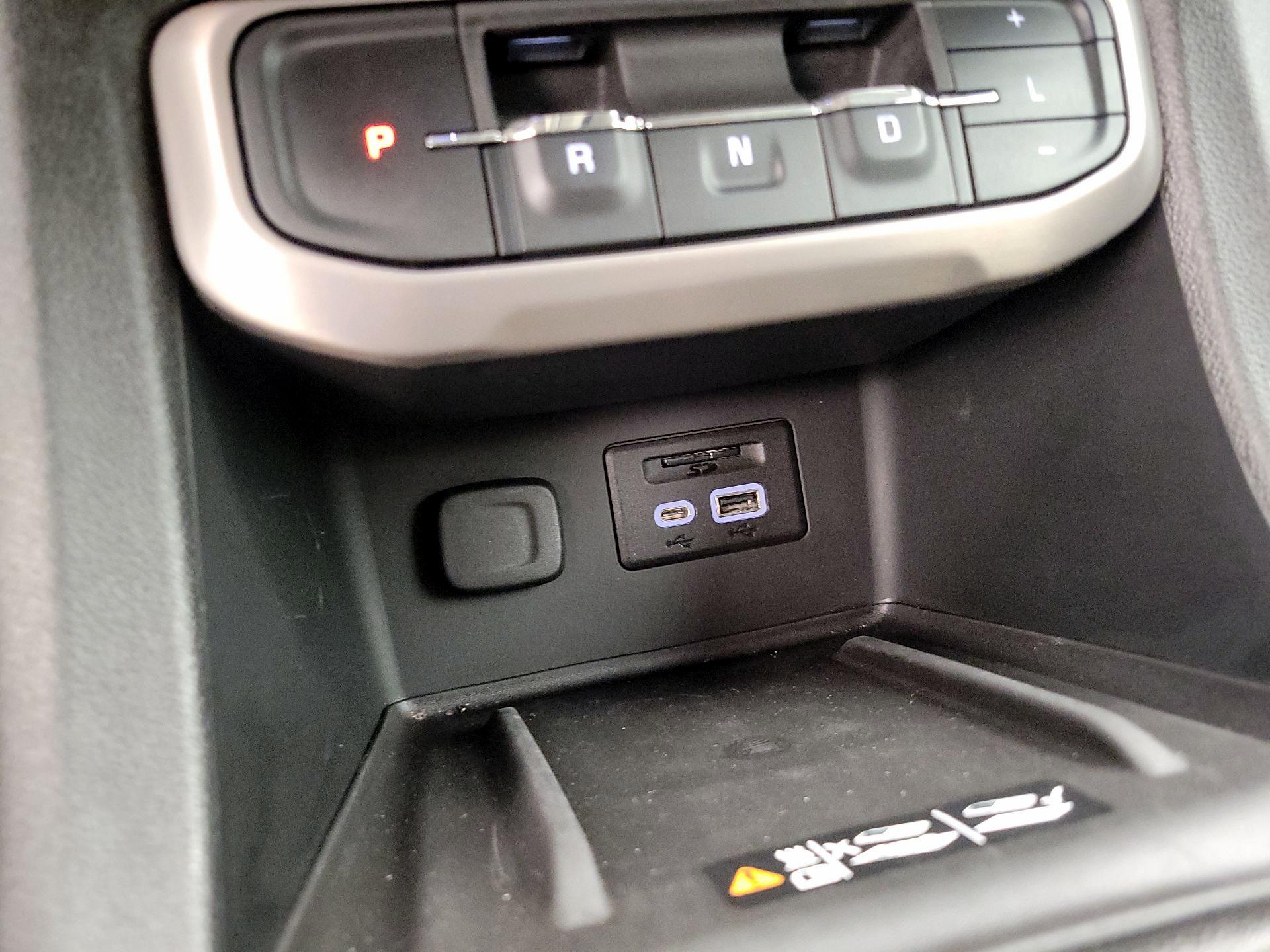 Thumbnail: 2021 GMC Acadia - 19