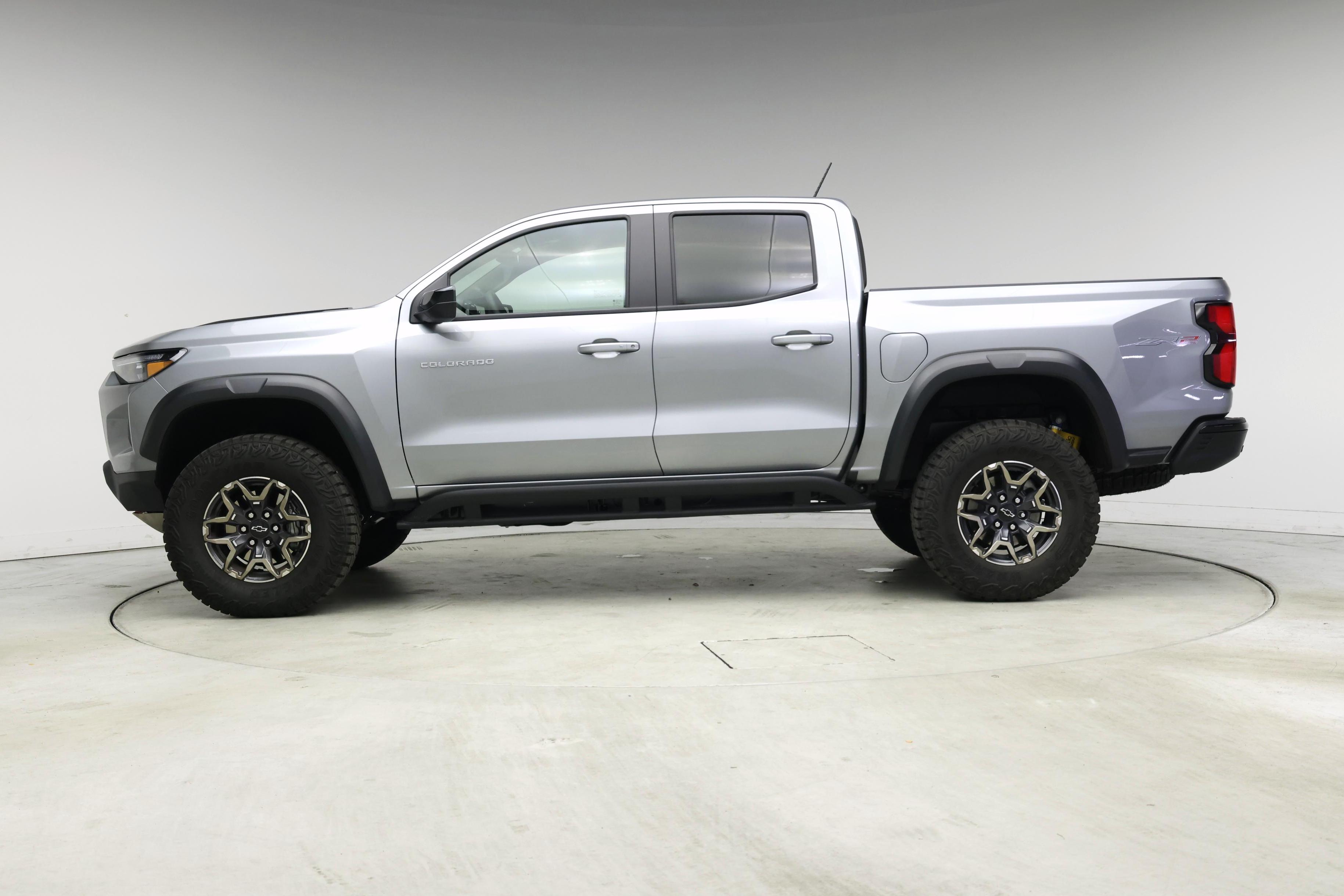 Thumbnail: 2026 Chevrolet Colorado - 3