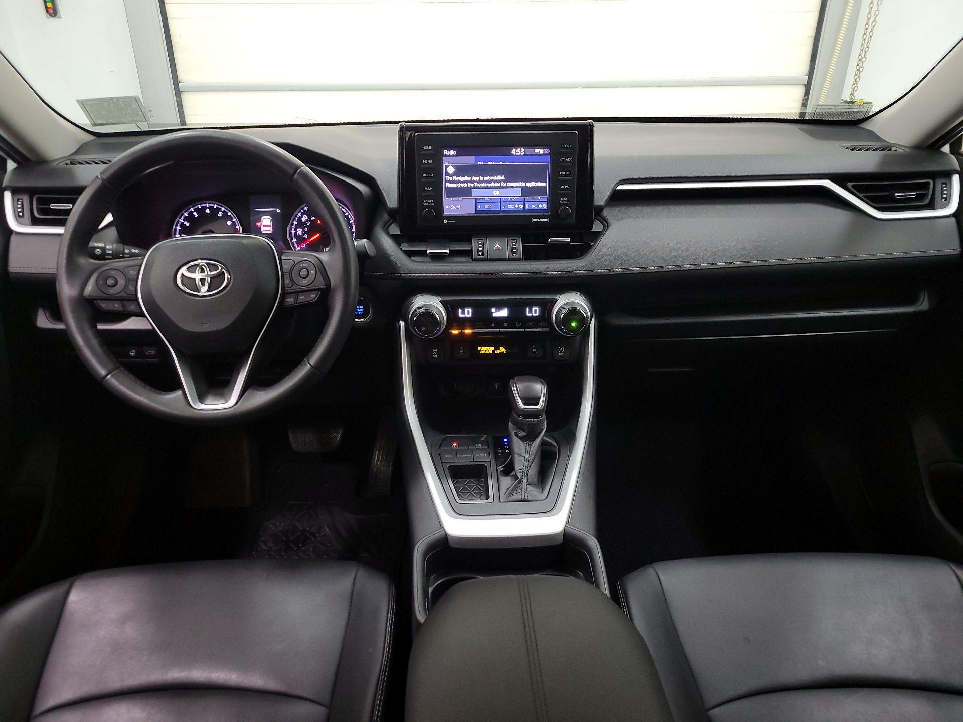 Thumbnail: 2021 Toyota RAV4 - 9