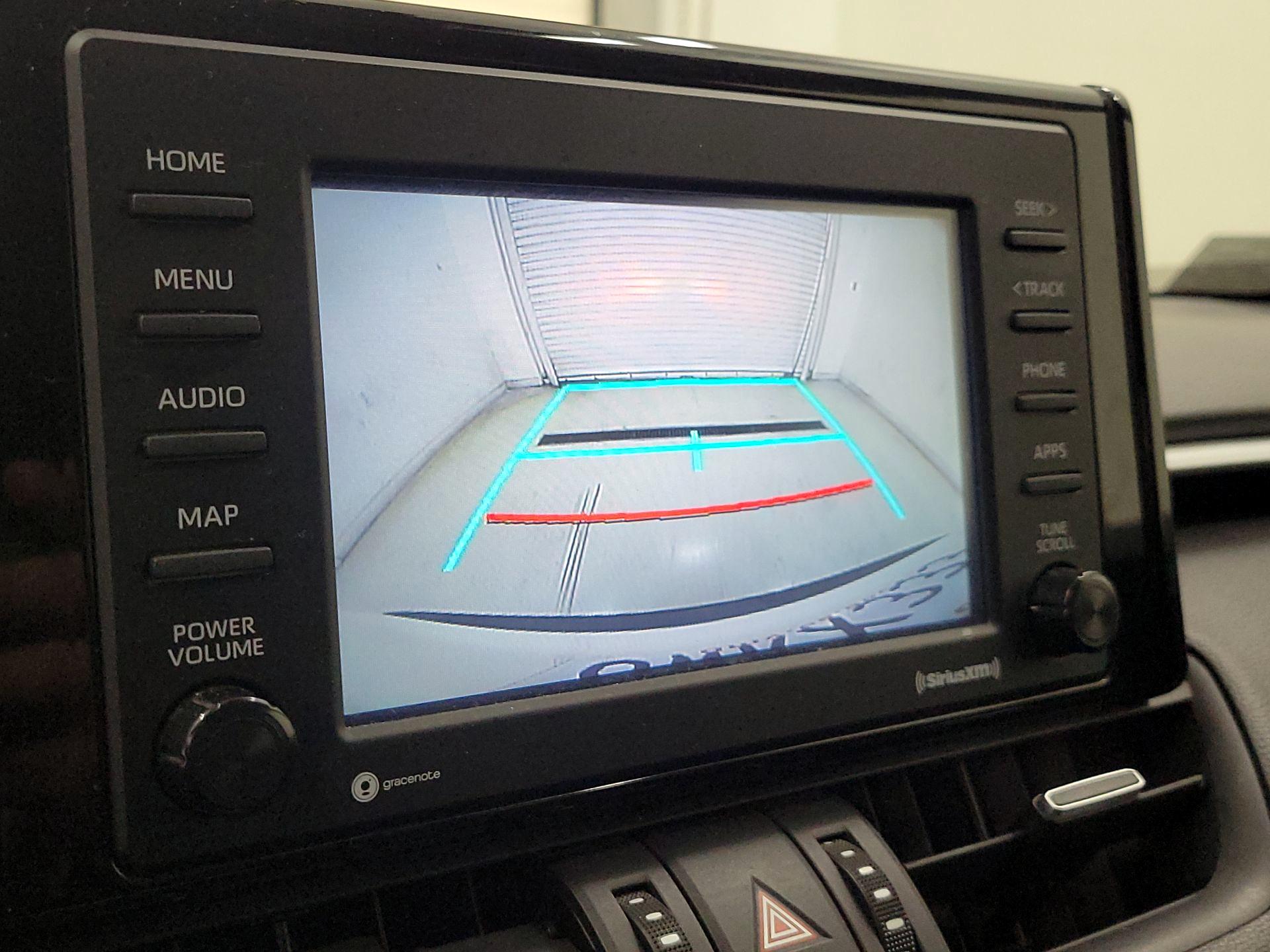 Thumbnail: 2021 Toyota RAV4 - 14