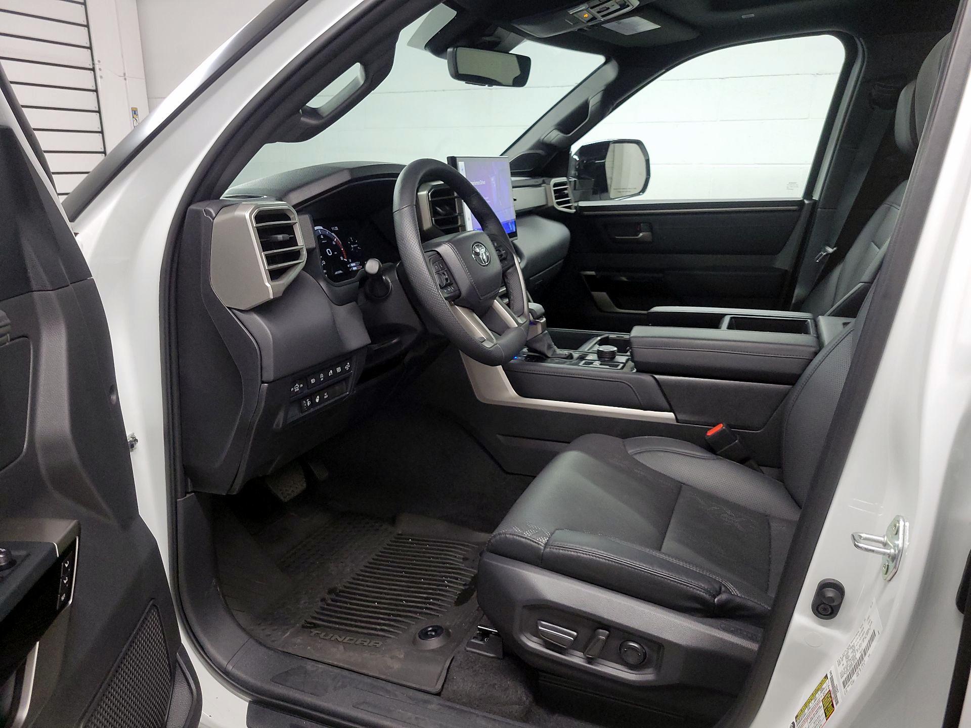 Thumbnail: 2025 Toyota Tundra - 11