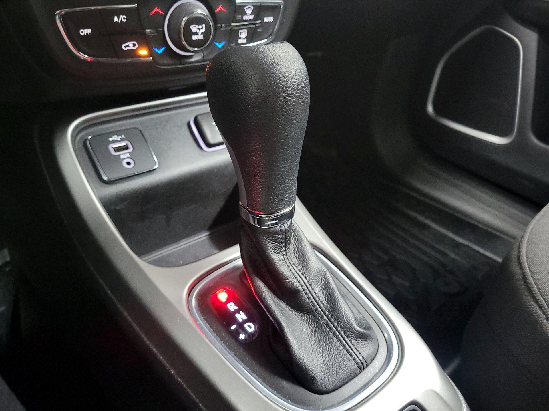 Thumbnail: 2021 Jeep Compass - 17