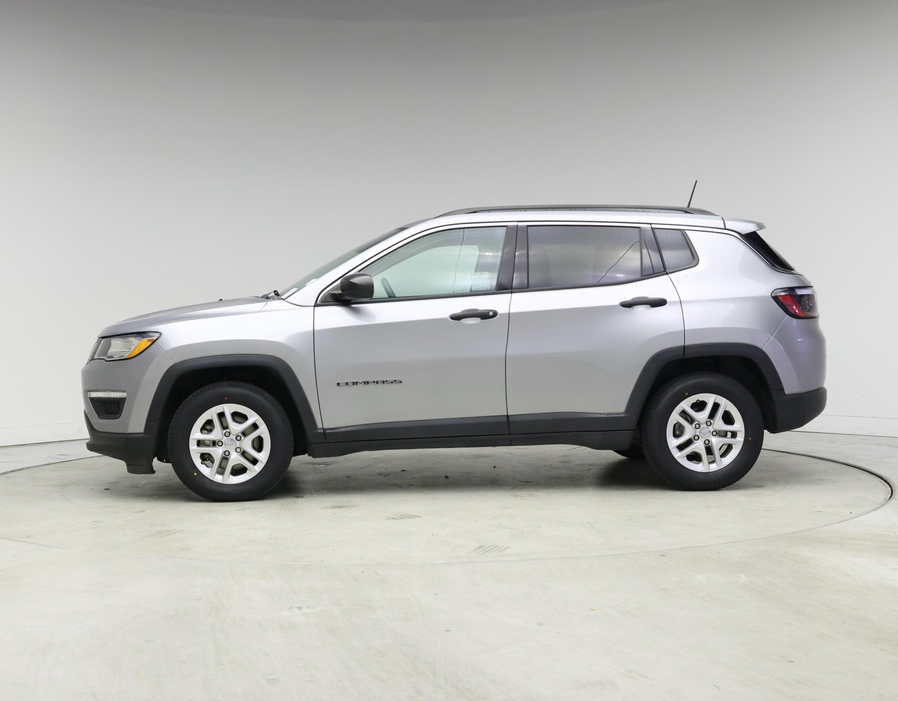 Thumbnail: 2021 Jeep Compass - 3
