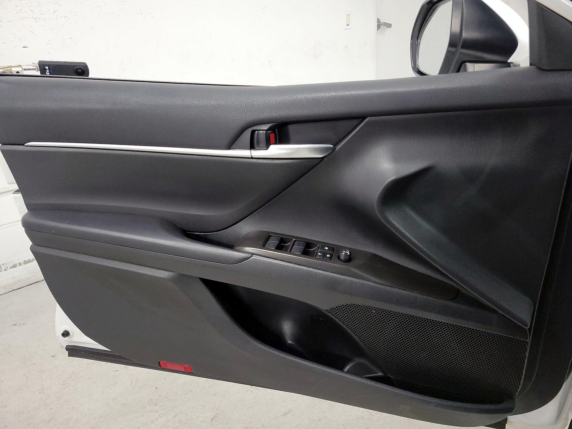 Thumbnail: 2023 Toyota Camry - 12