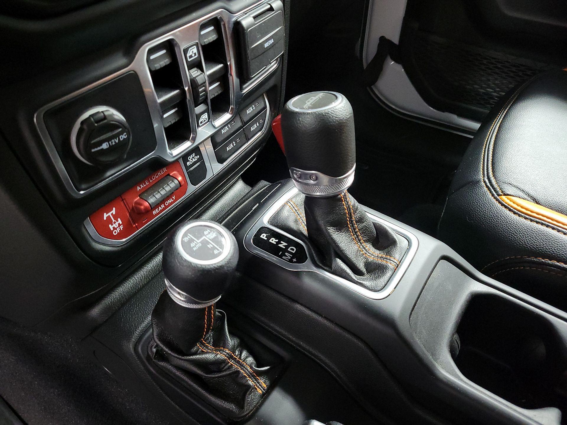 Thumbnail: 2021 Jeep Gladiator - 17