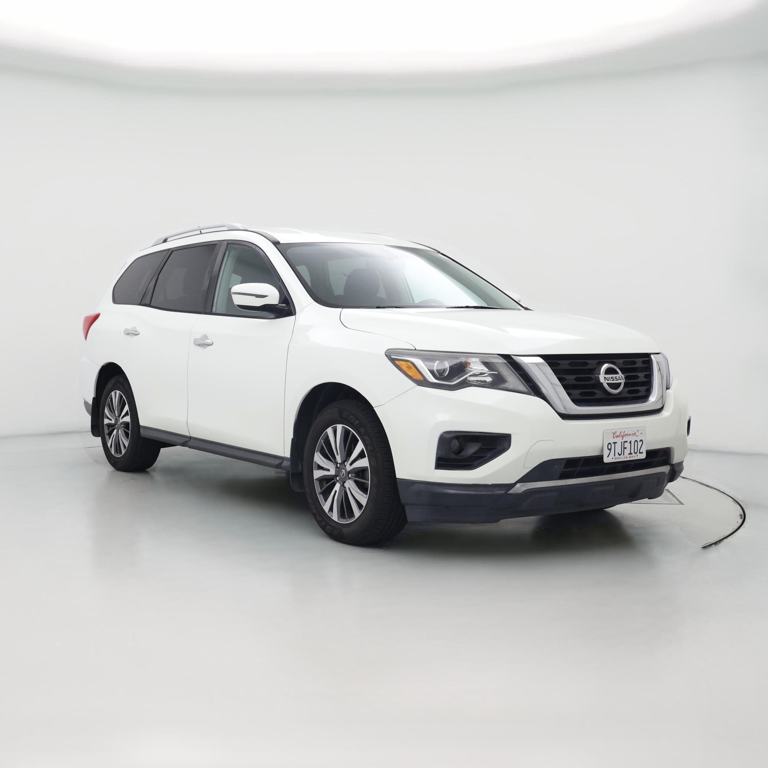 Thumbnail: 2017 Nissan Pathfinder - 1