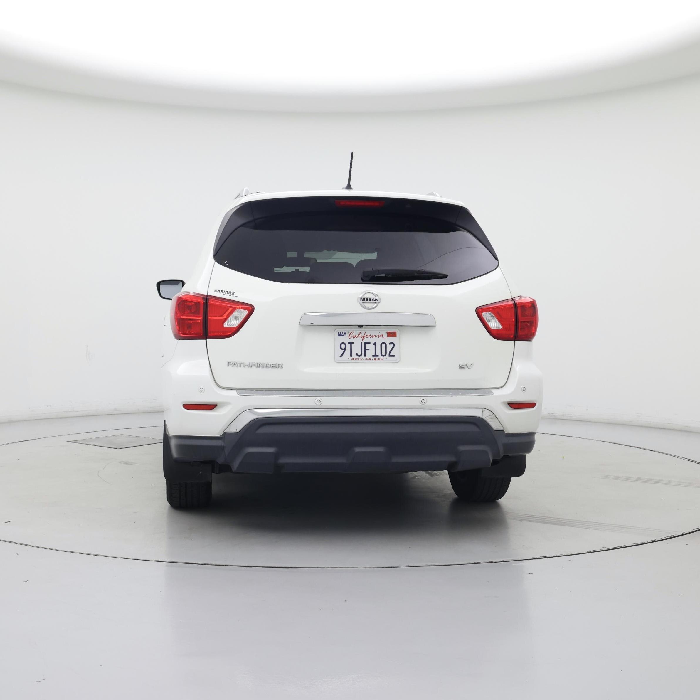 Thumbnail: 2017 Nissan Pathfinder - 6