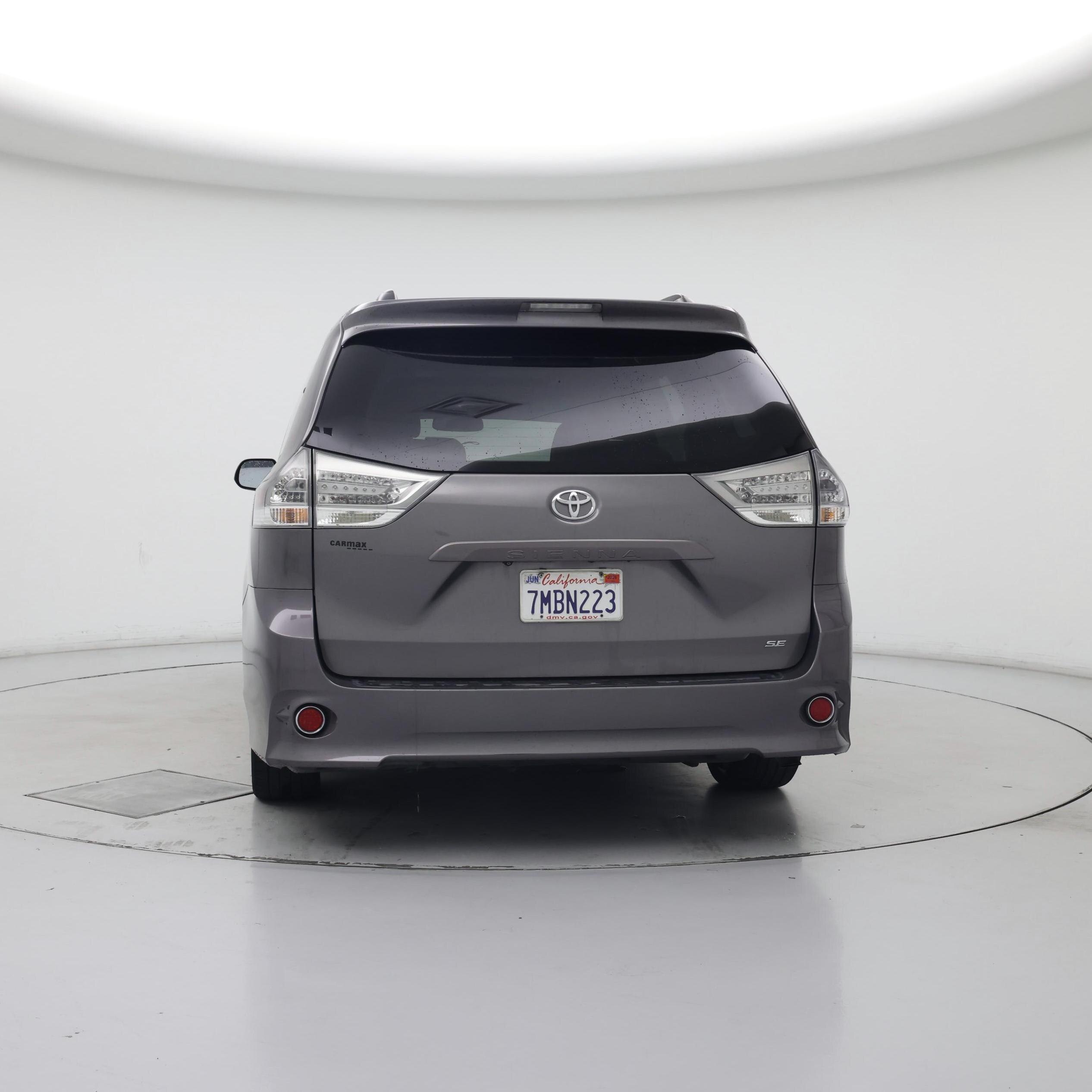 Thumbnail: 2015 Toyota Sienna - 6