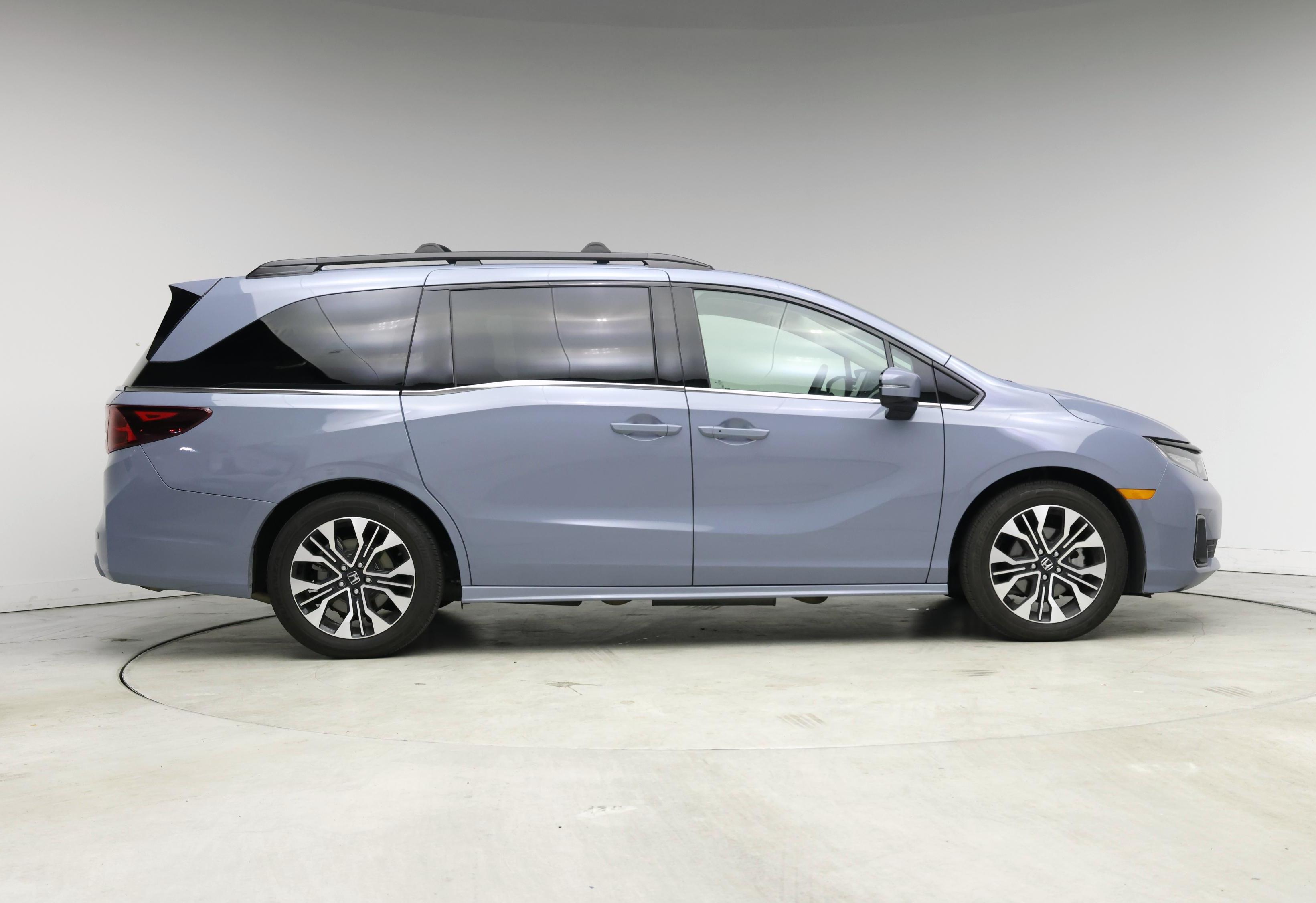 Thumbnail: 2025 Honda Odyssey - 7