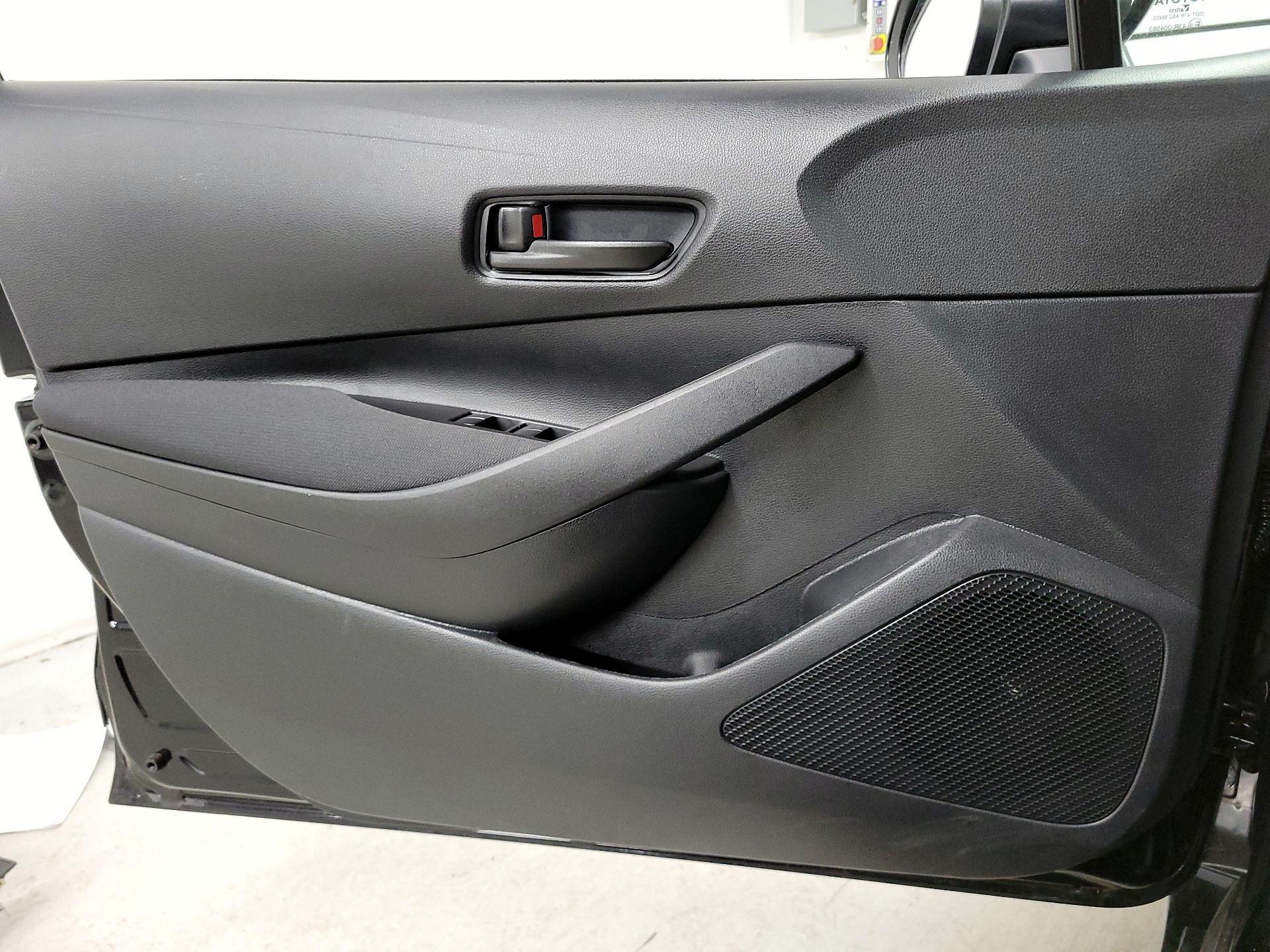 Thumbnail: 2025 Toyota Corolla - 12