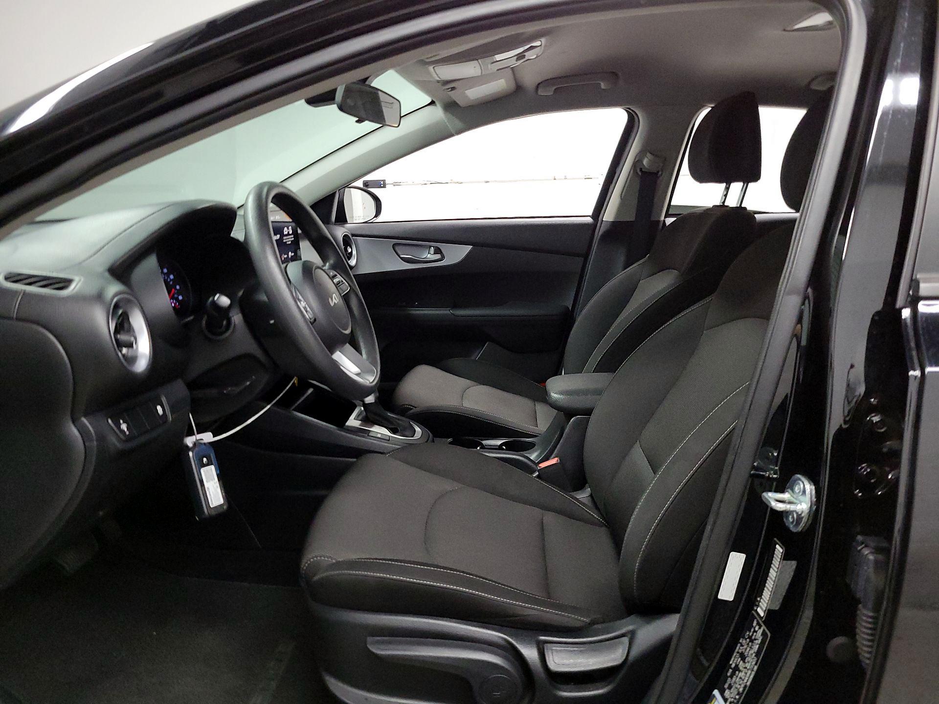 Thumbnail: 2024 Kia Forte - 11