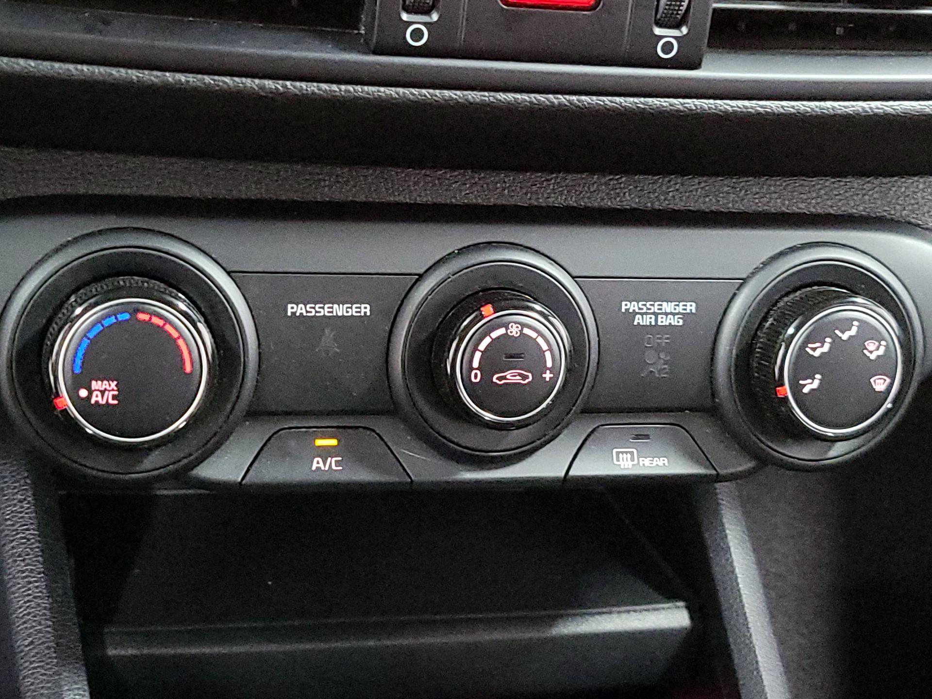 Thumbnail: 2024 Kia Forte - 15