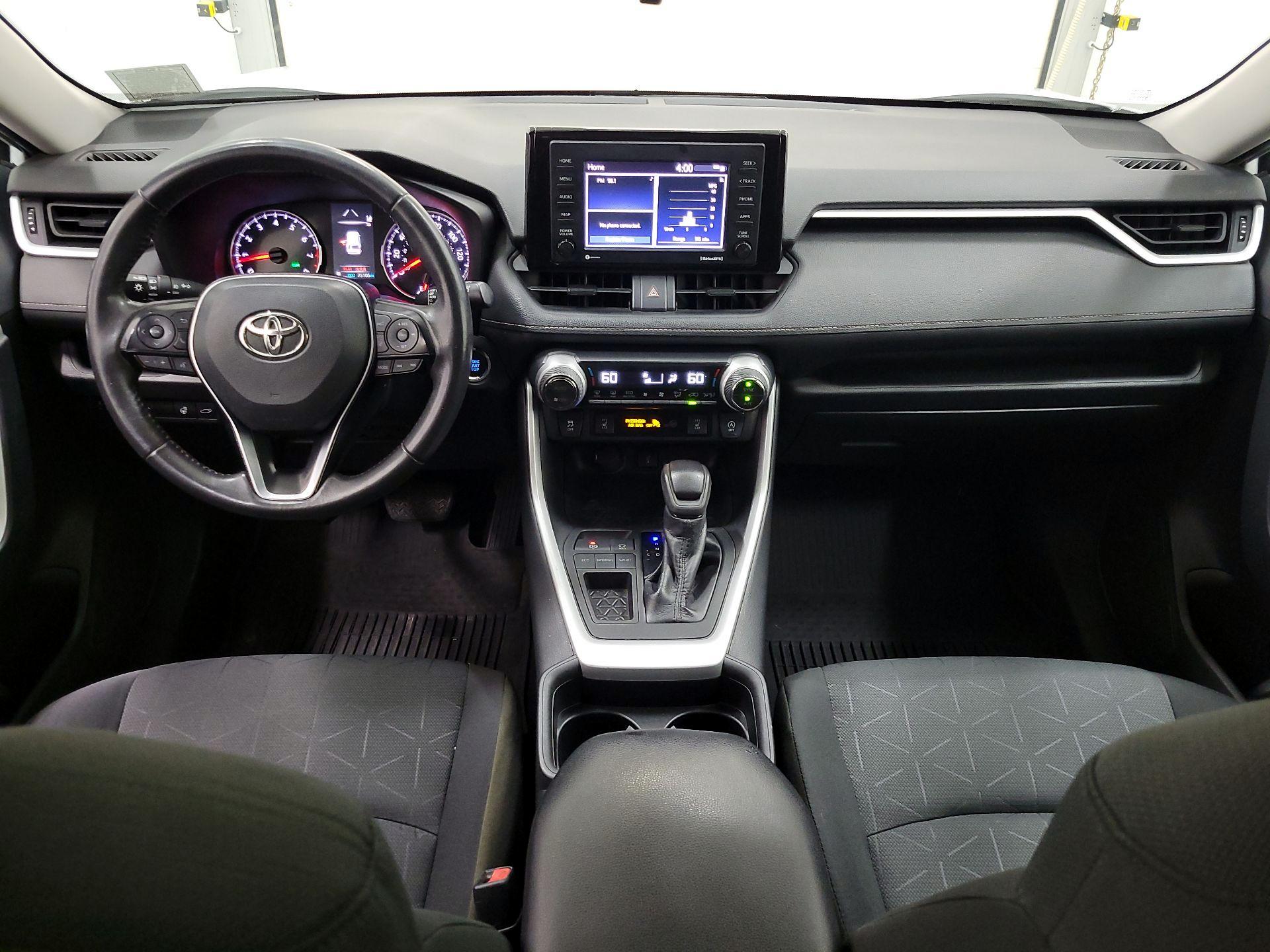 Thumbnail: 2021 Toyota RAV4 - 9