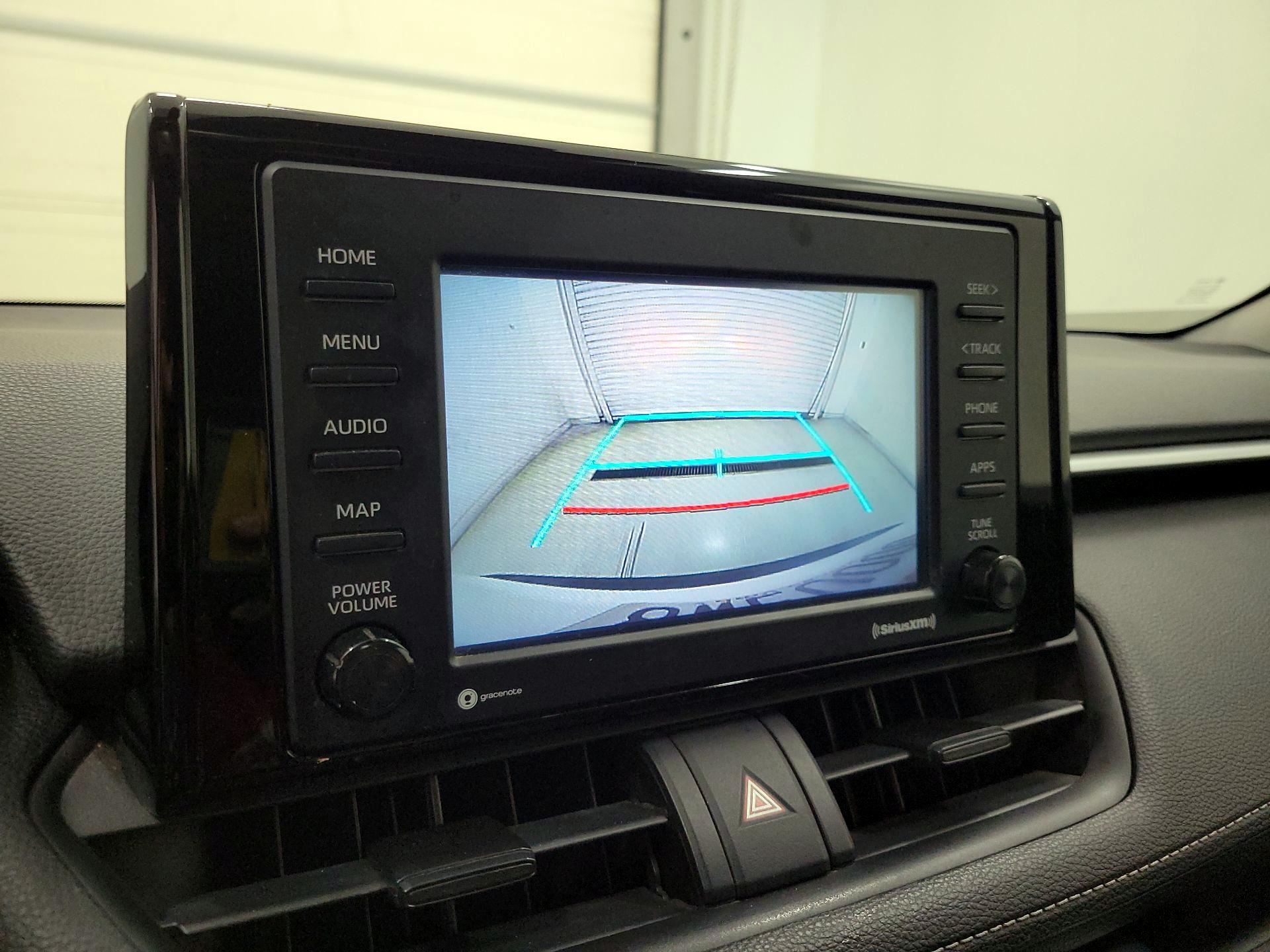 Thumbnail: 2021 Toyota RAV4 - 14