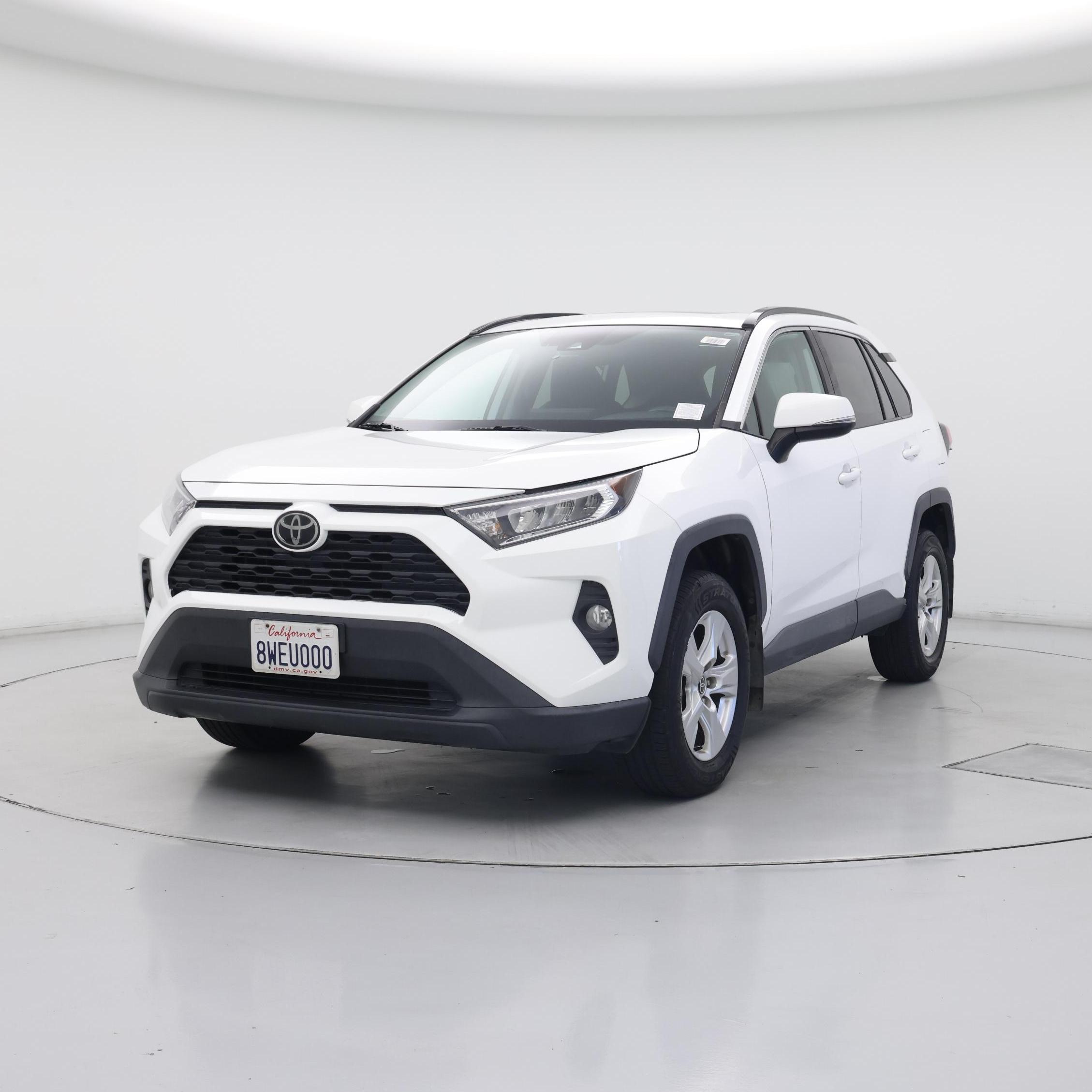 Thumbnail: 2021 Toyota RAV4 - 4