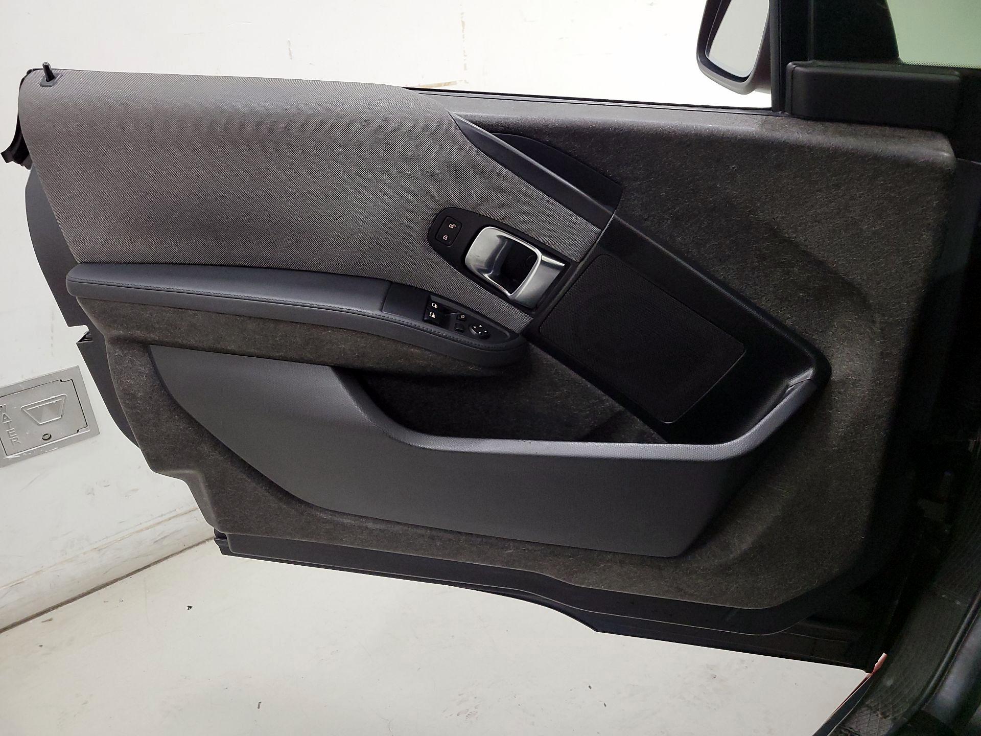 Thumbnail: 2019 BMW i3 - 12