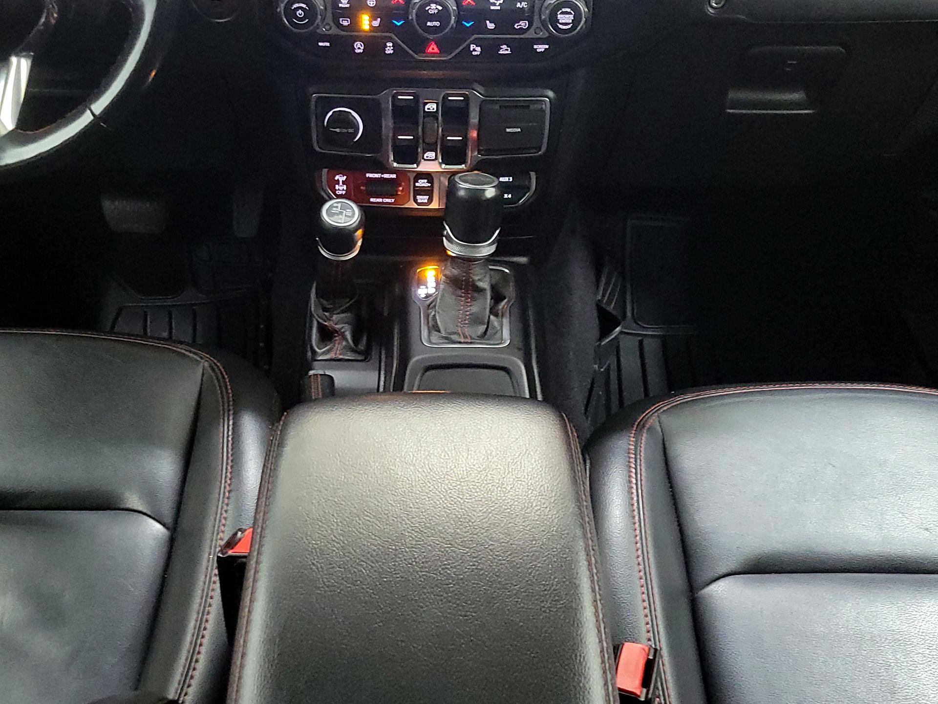 Thumbnail: 2021 Jeep Gladiator - 18