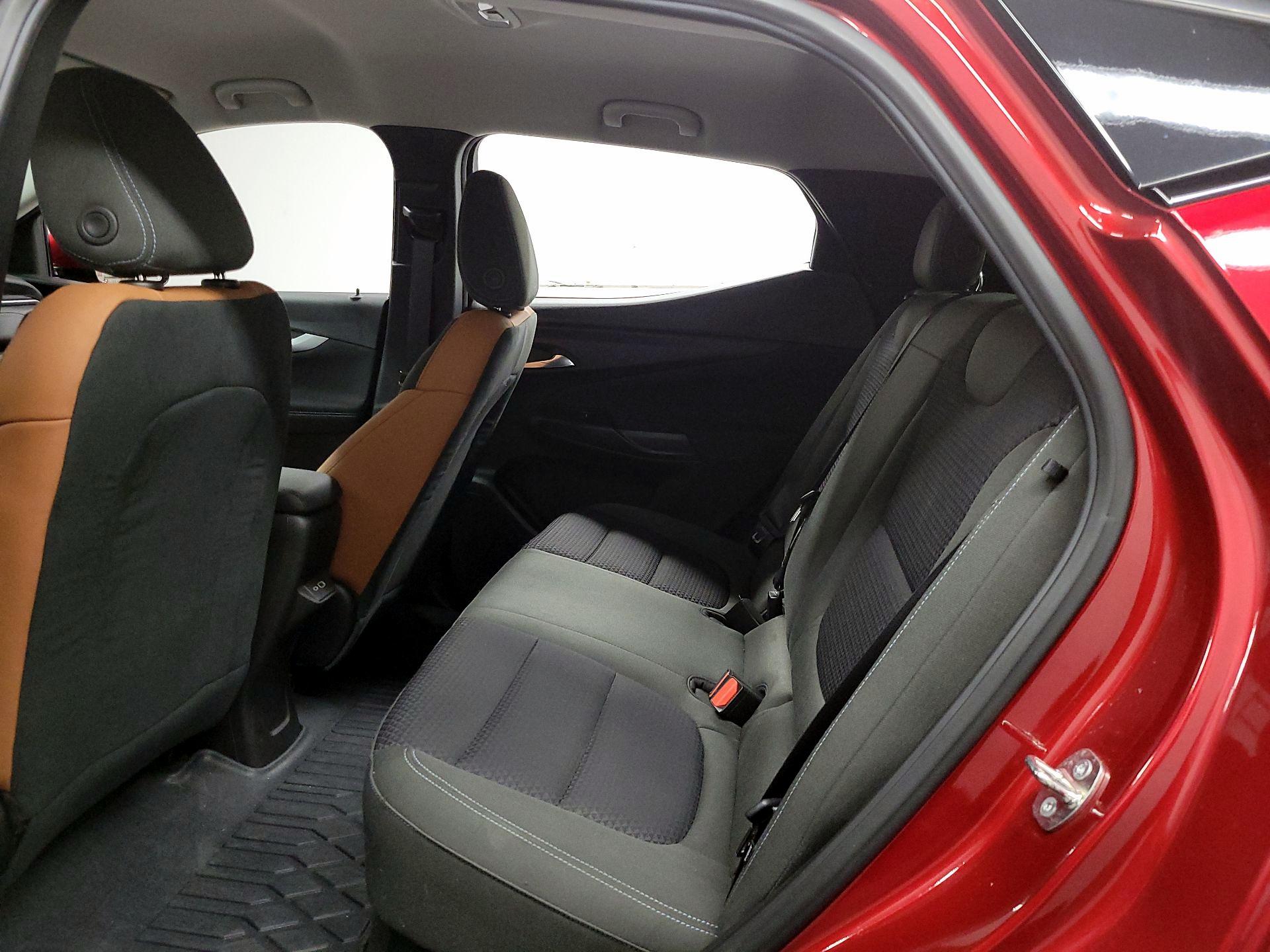 Thumbnail: 2023 Chevrolet Bolt EUV - 17