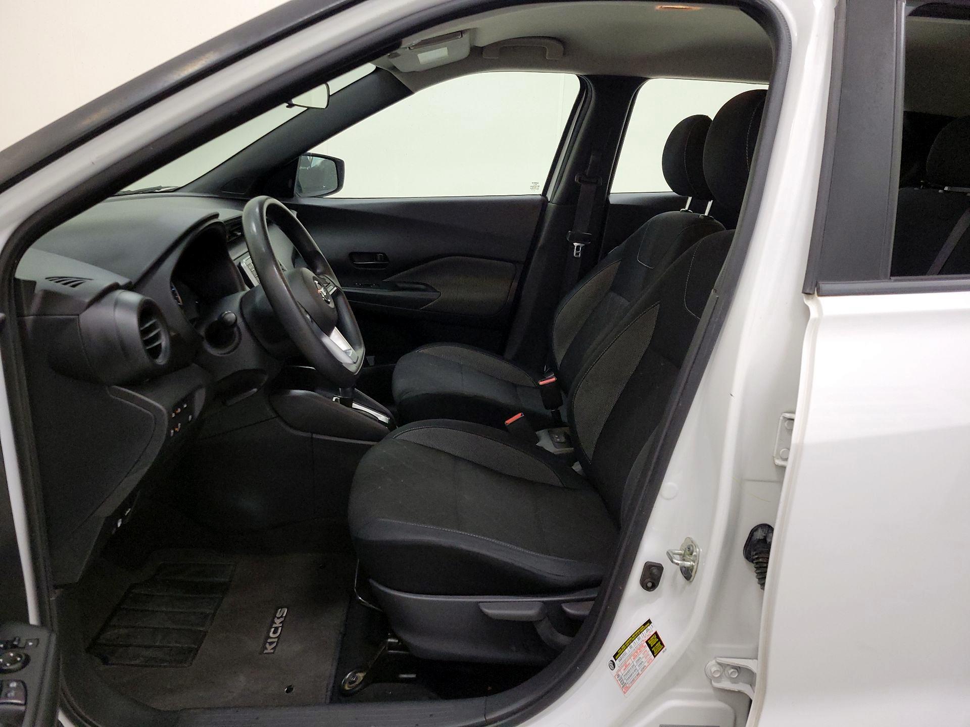 Thumbnail: 2020 Nissan Kicks - 11