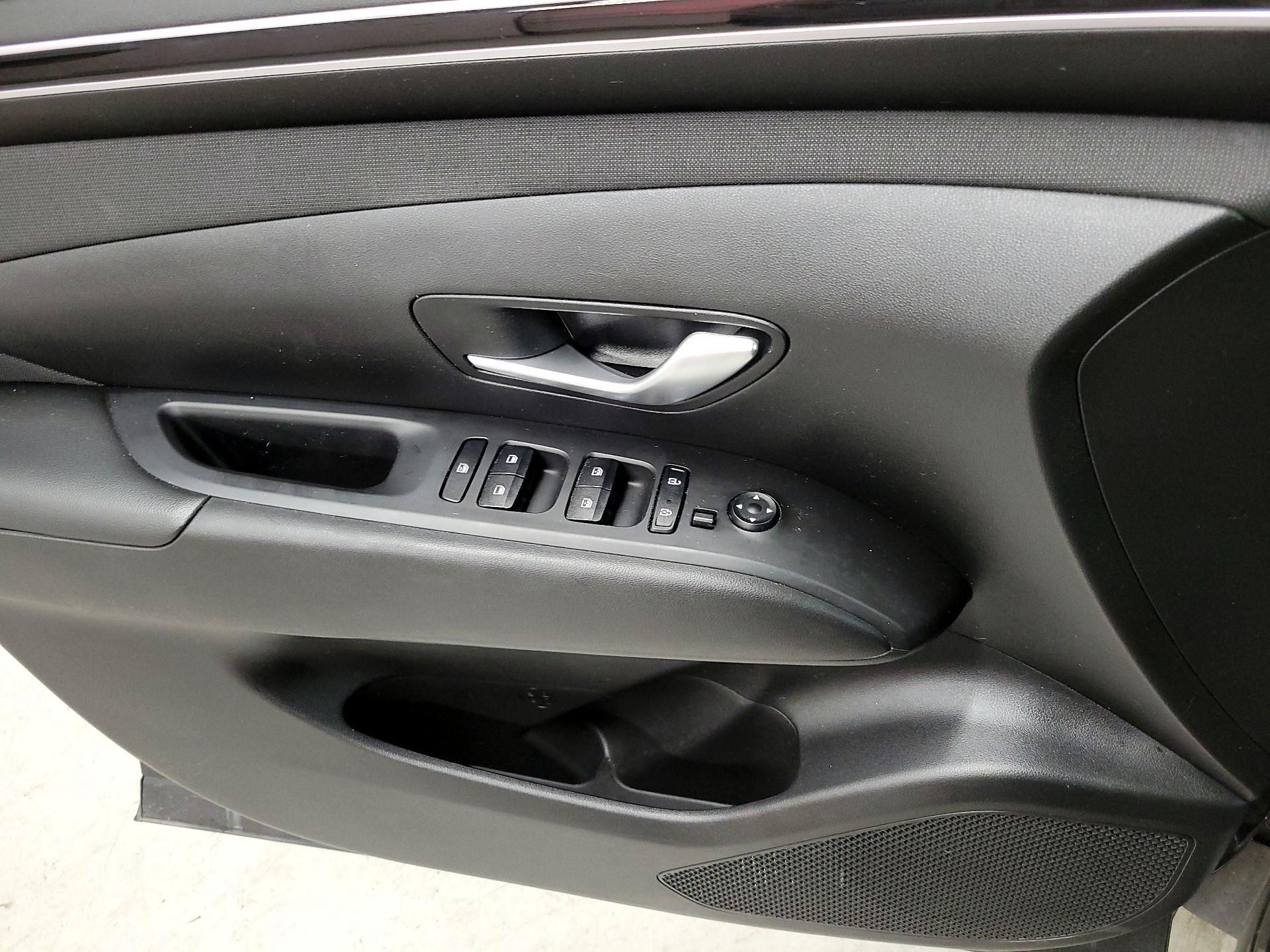 Thumbnail: 2023 Hyundai Tucson - 12