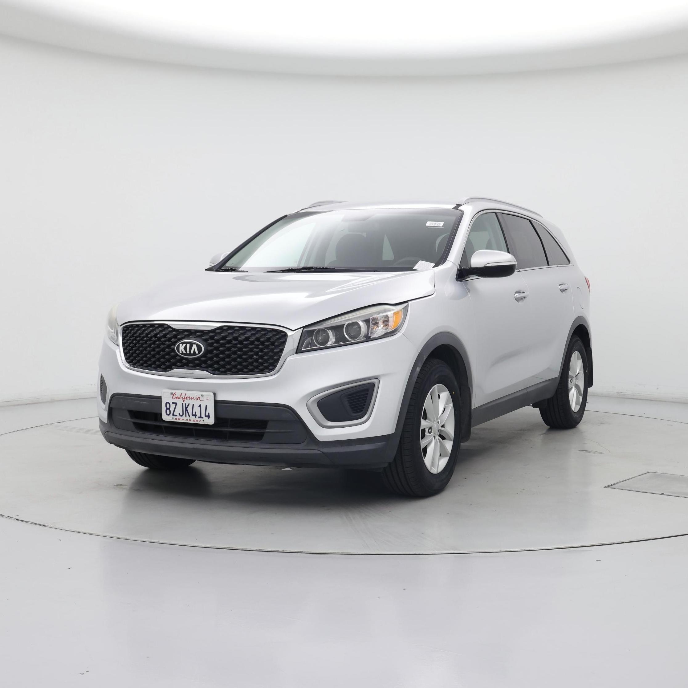 Thumbnail: 2018 Kia Sorento - 4