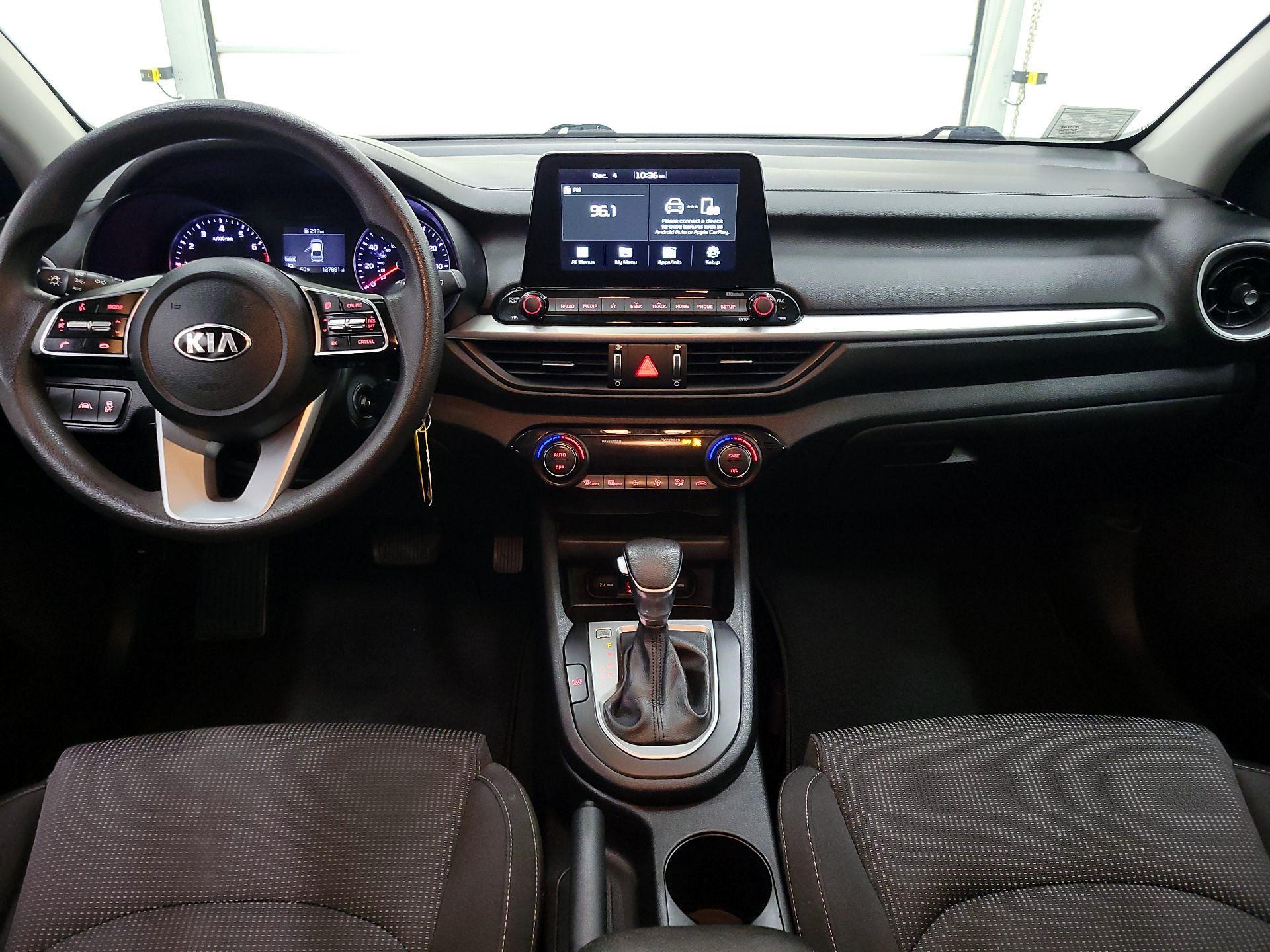 Thumbnail: 2019 Kia Forte - 9