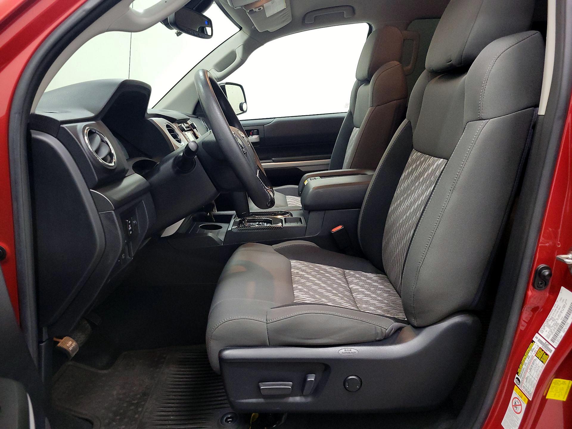 Thumbnail: 2019 Toyota Tundra - 11