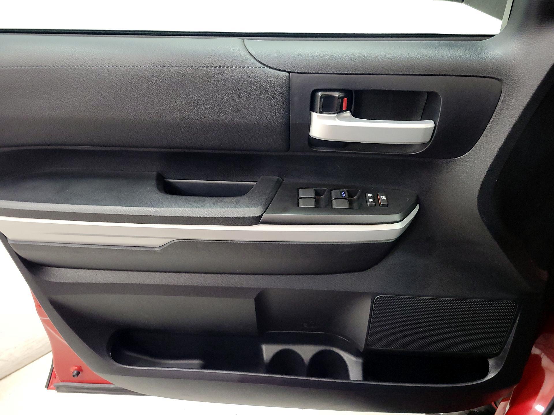 Thumbnail: 2019 Toyota Tundra - 12