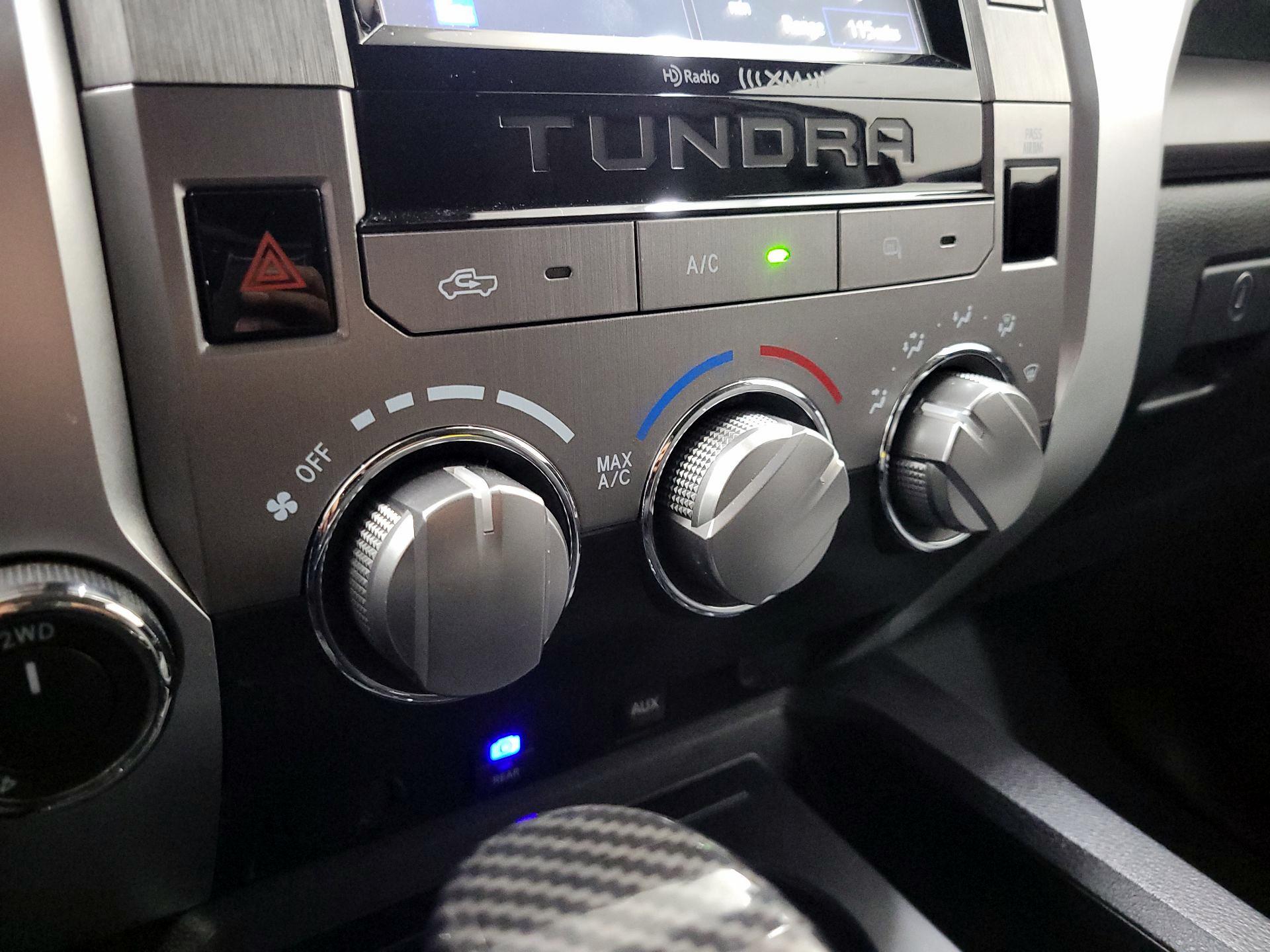 Thumbnail: 2019 Toyota Tundra - 16